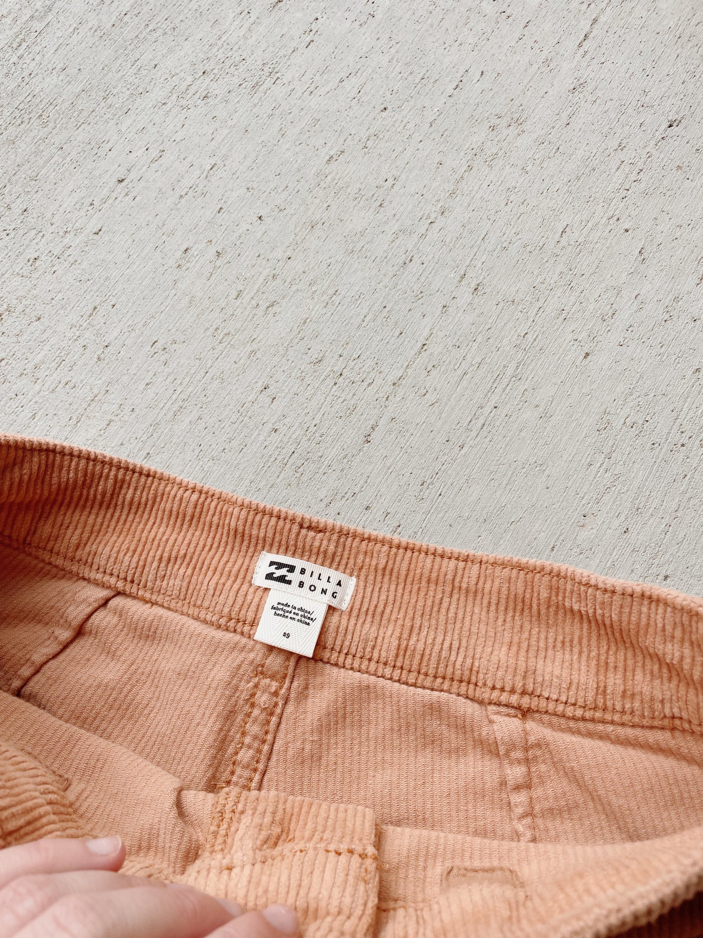 Billabong Corduroy Shorts - NEW (28)
