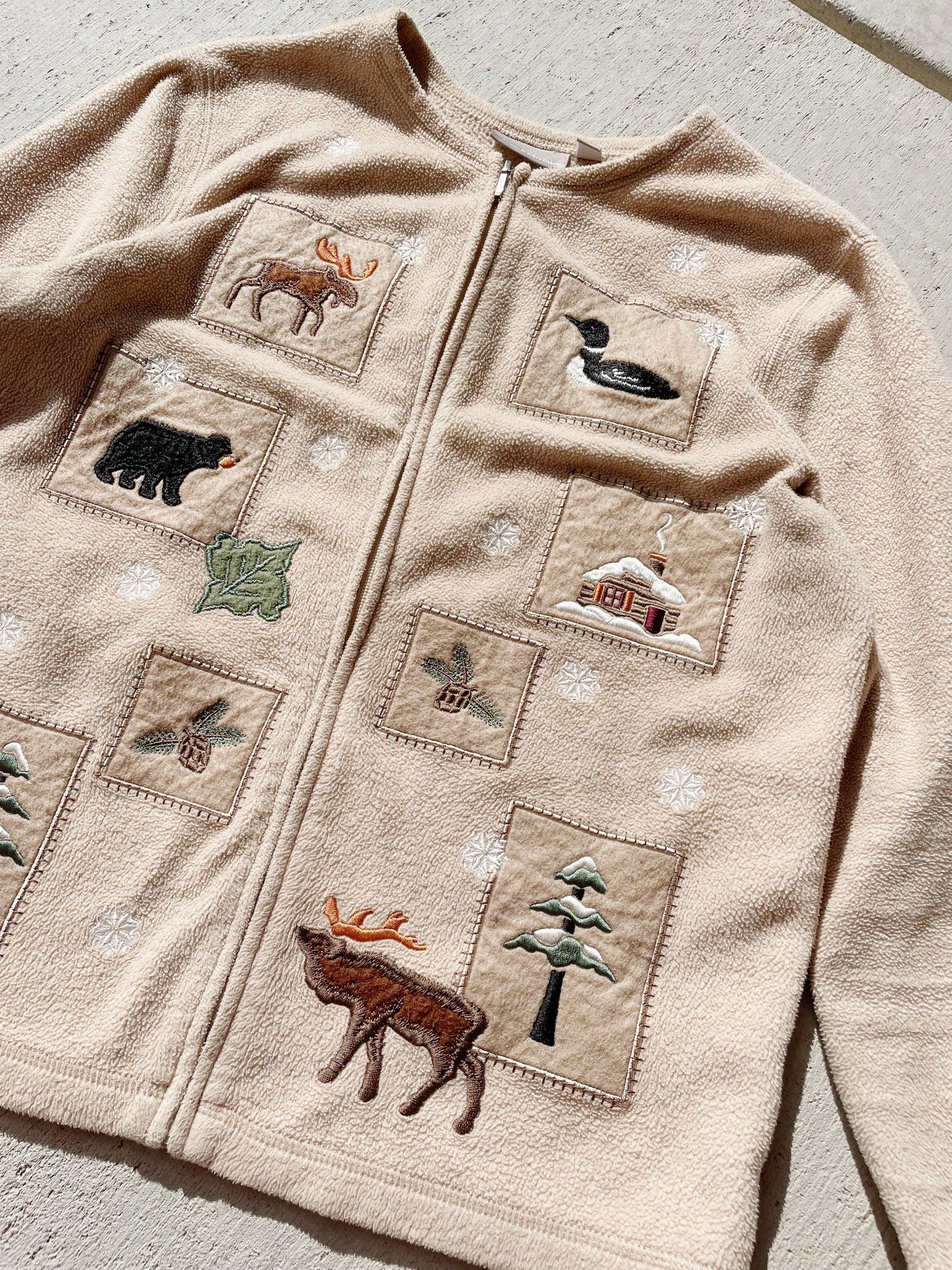 Vintage Cabin Animals Fleece (S/M)