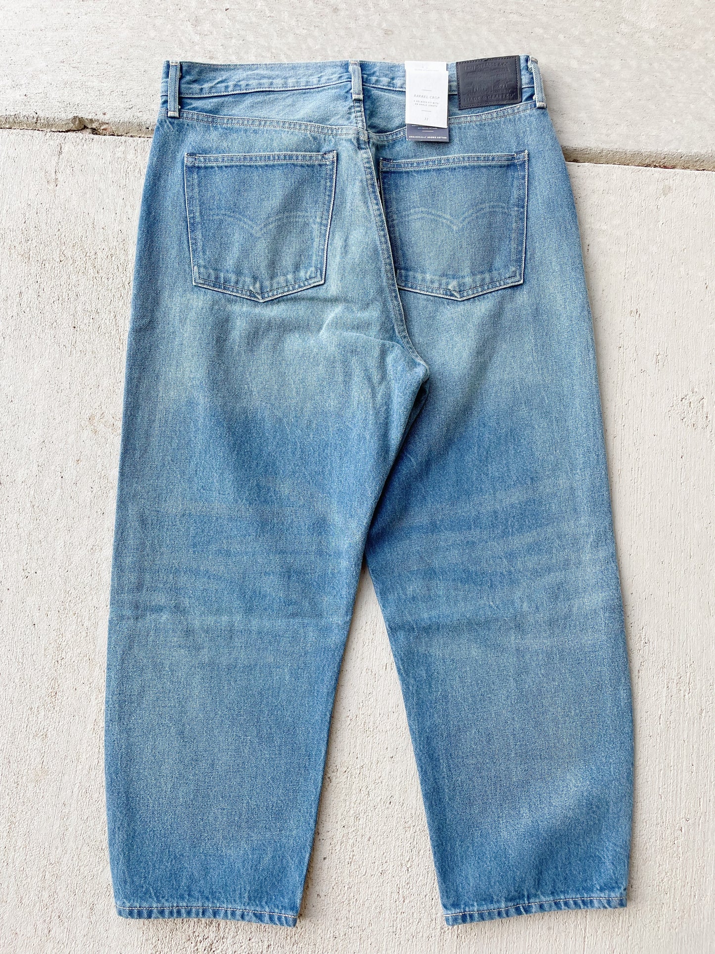 Levi's Made and Crafted Barrel Crop Jeans - NEW (34)