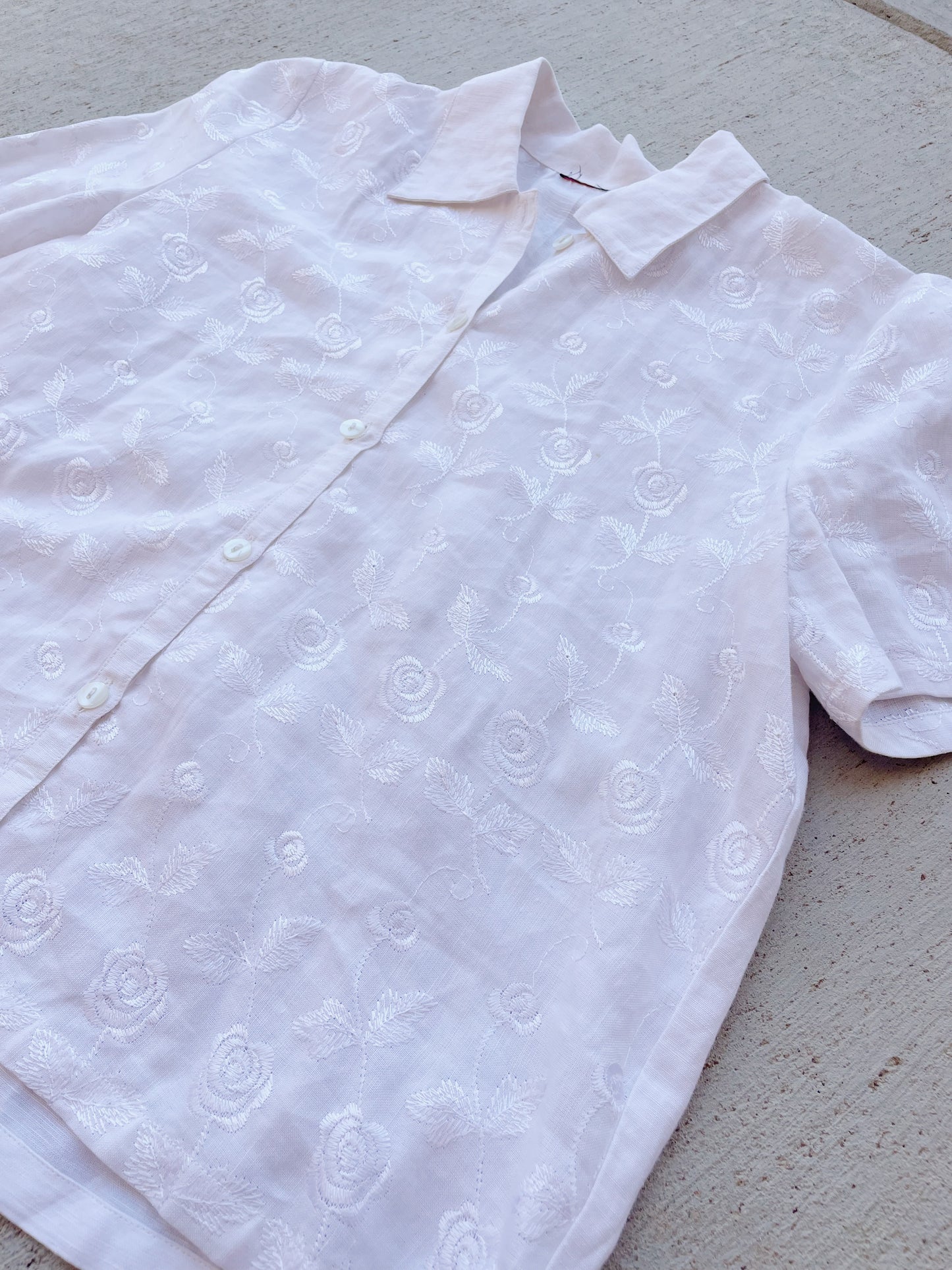 Vintage White Floral Linen Top (M)