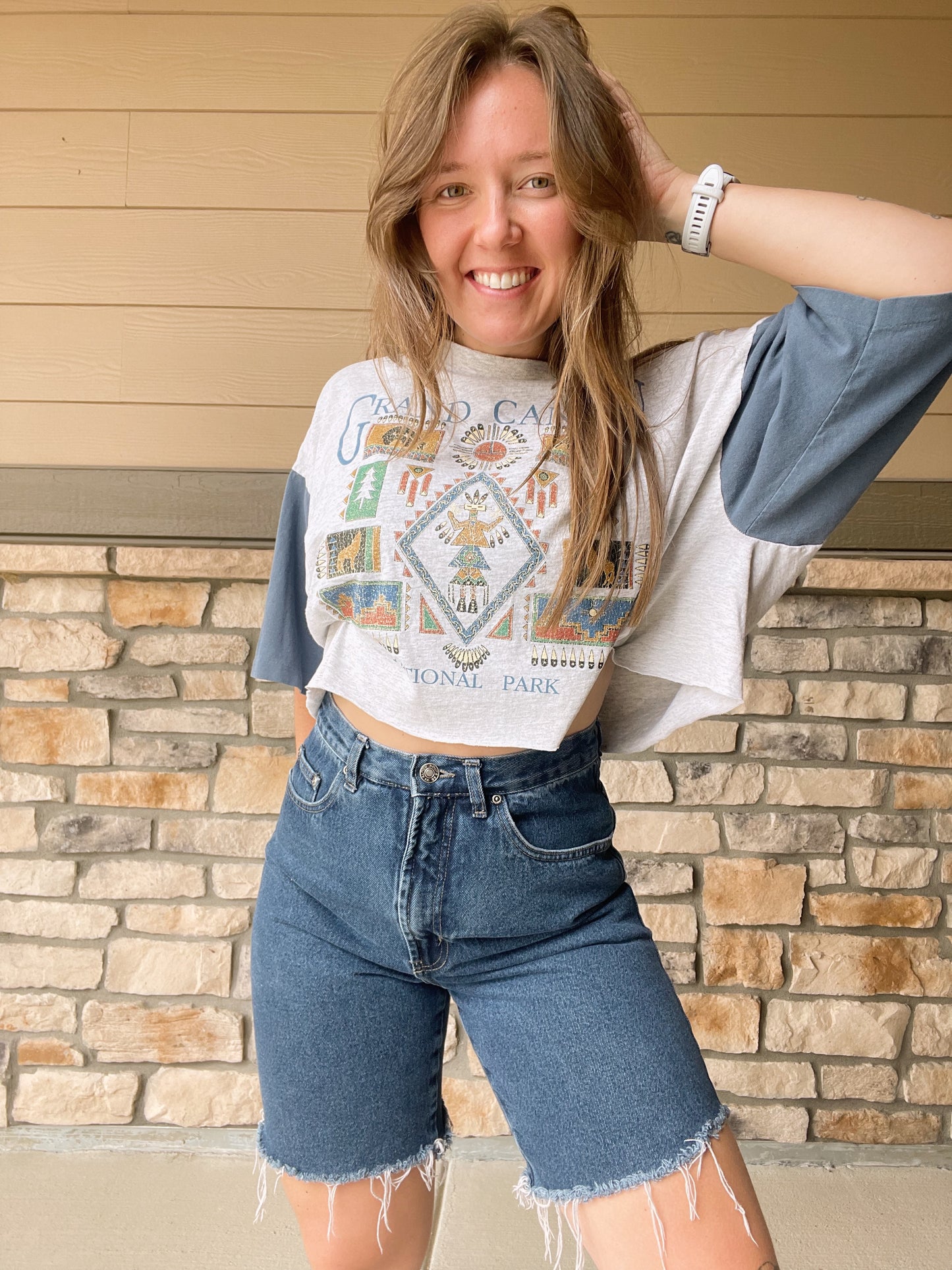 Vintage Dark Wash Jorts (29)