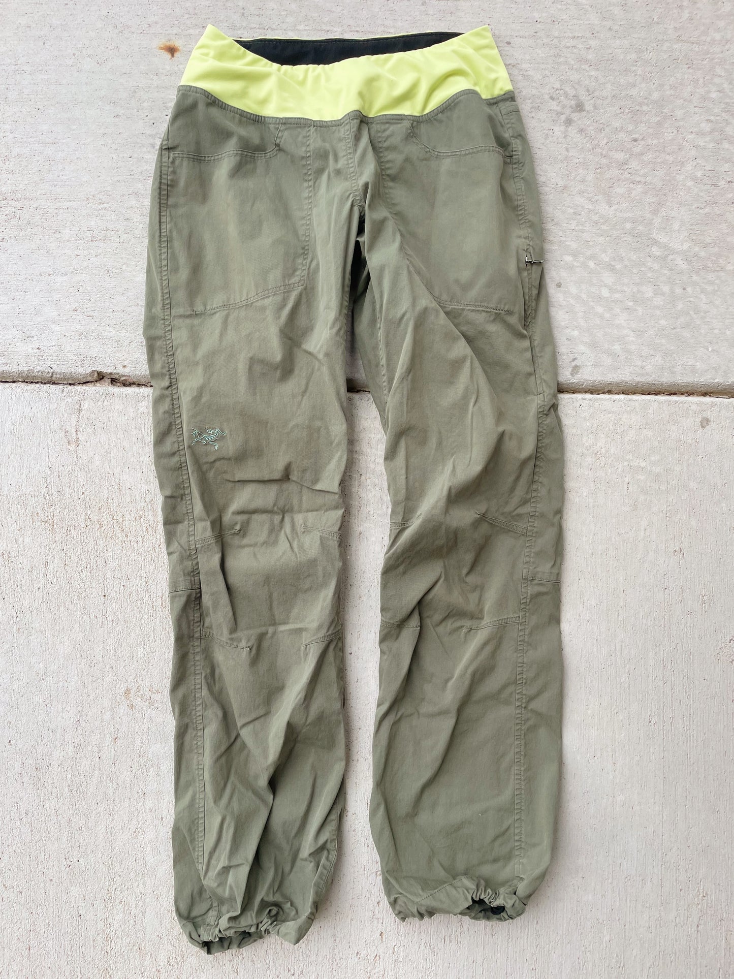 Arc'teryx Hiking Pants (Women's 6)