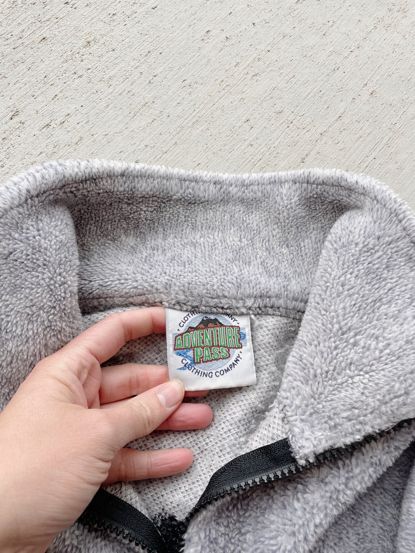 Vintage Oregon Whale Fleece (M/L)