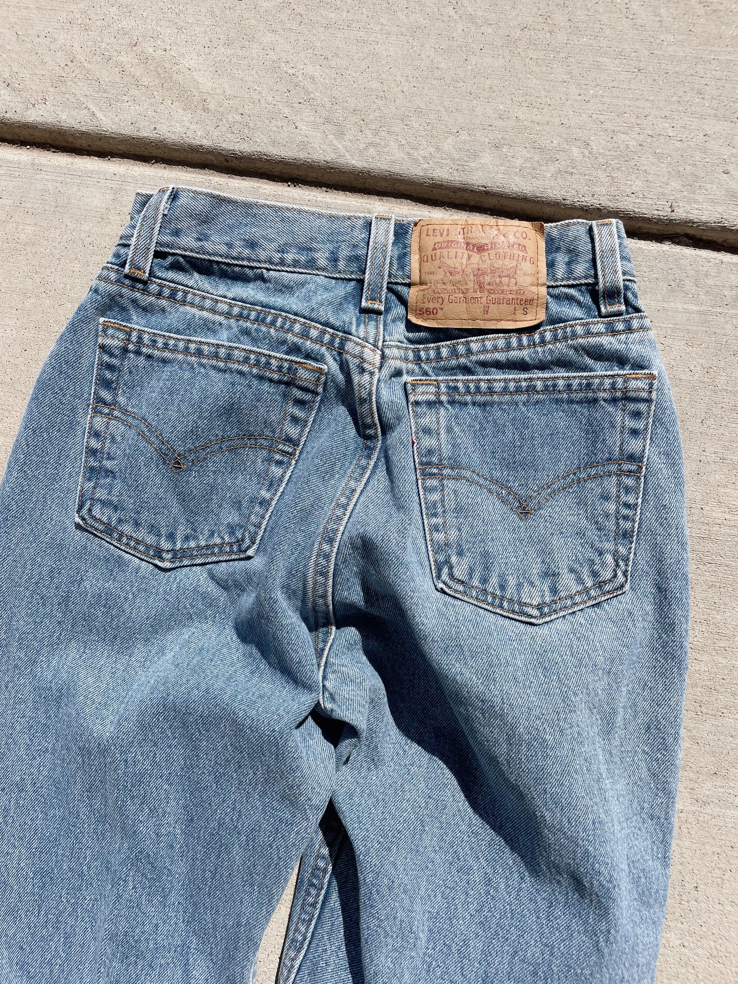 Vintage 1999 Levi's 560 Denim Jeans (24)