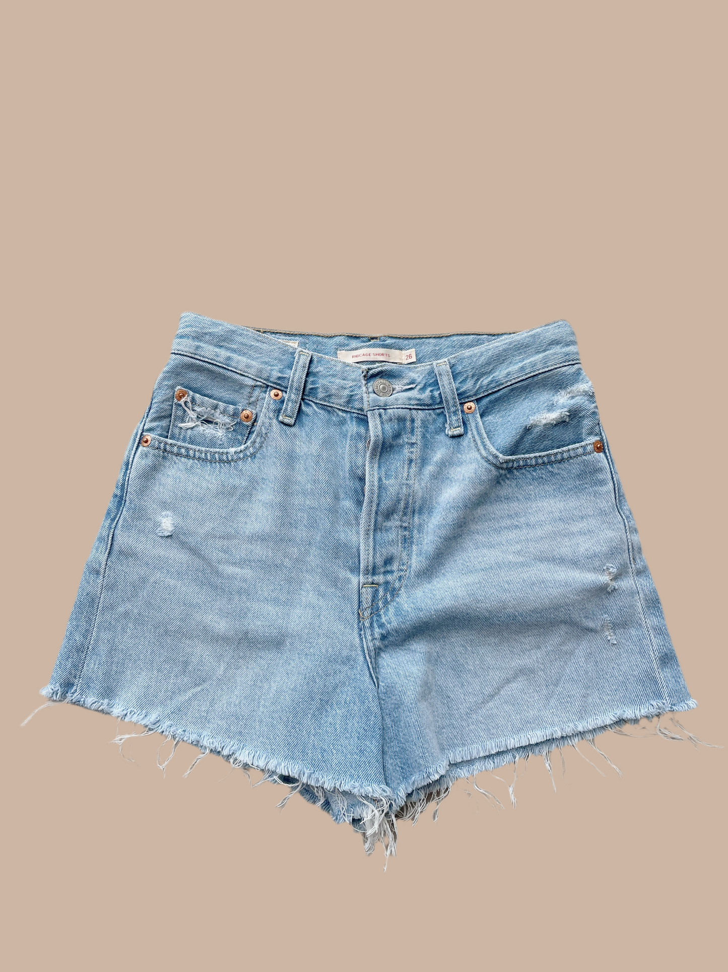 Levi’s Ribcage Denim Shorts (26)