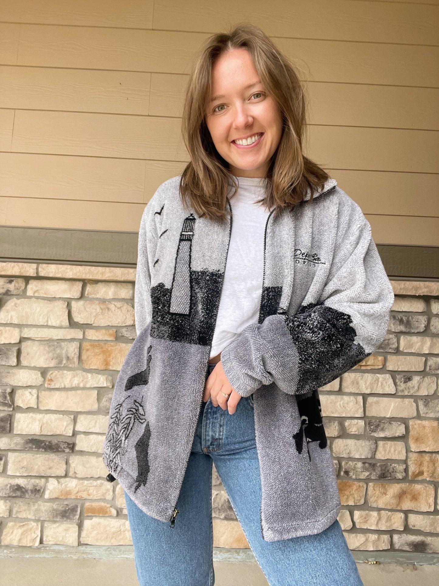 Vintage Oregon Whale Fleece (M/L)