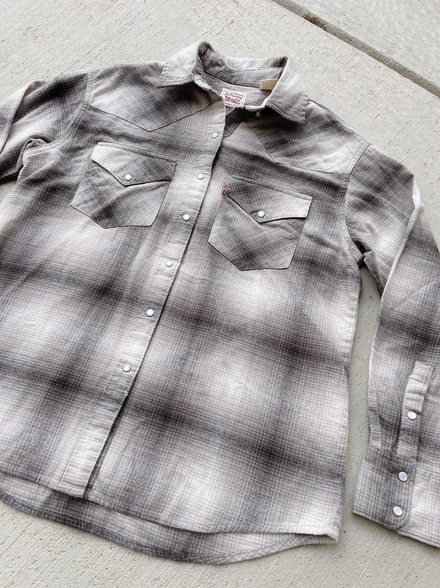 Levi's Pearl Snap Flannel Shirt (S/M)