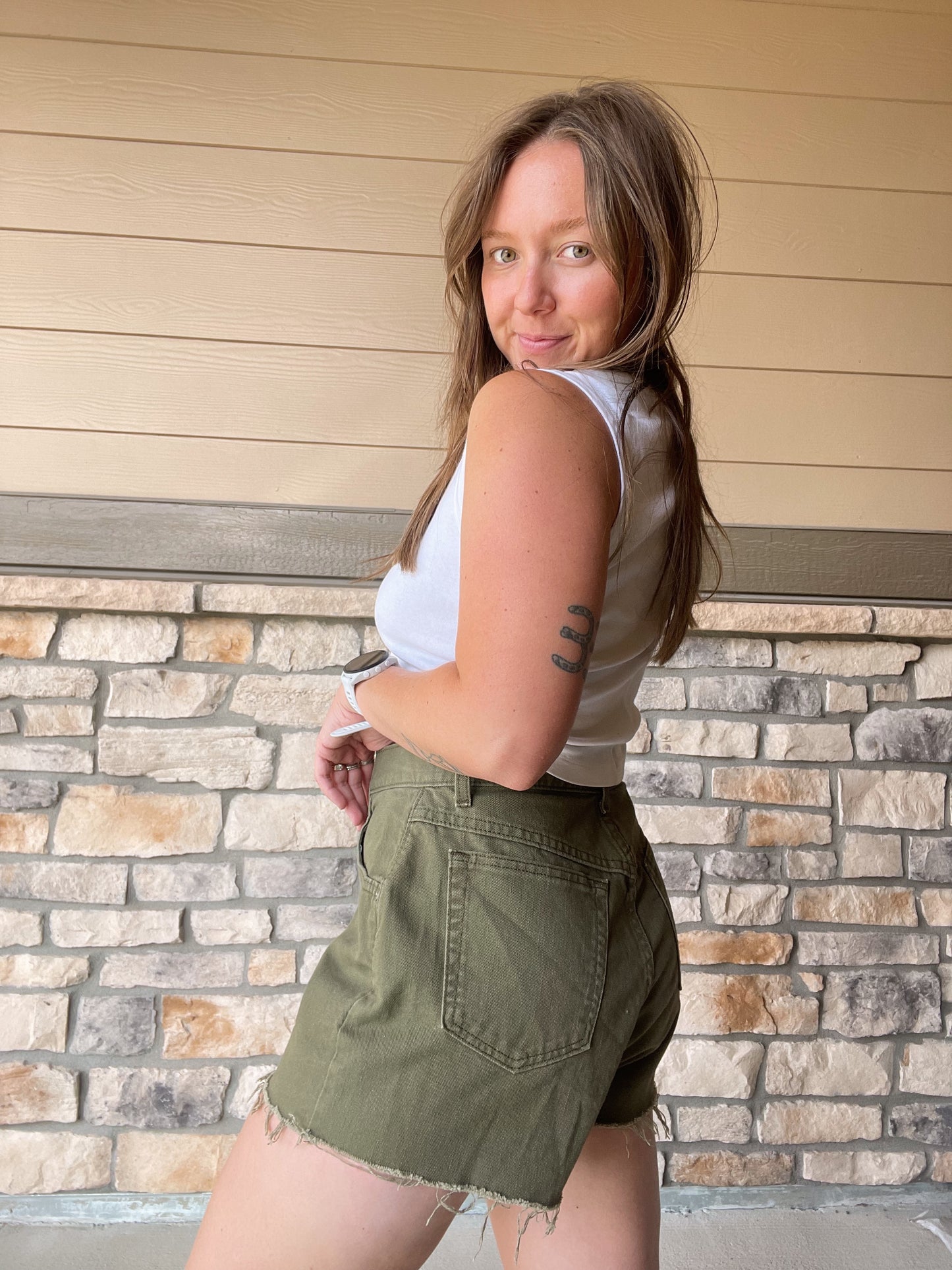 Vintage Lee Green Shorts (29)