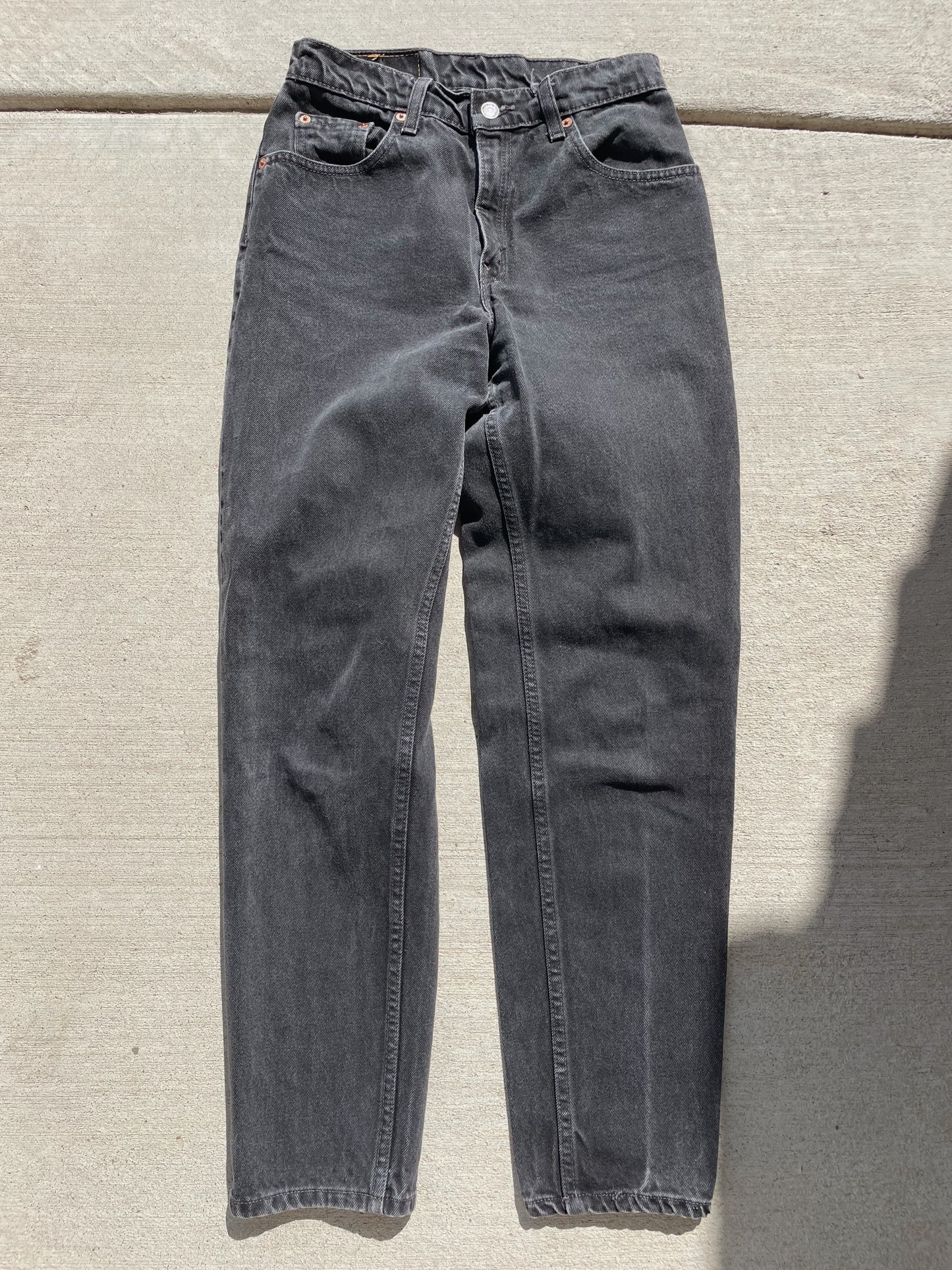 Vintage 1998 Levi's Black Denim Jeans (27)