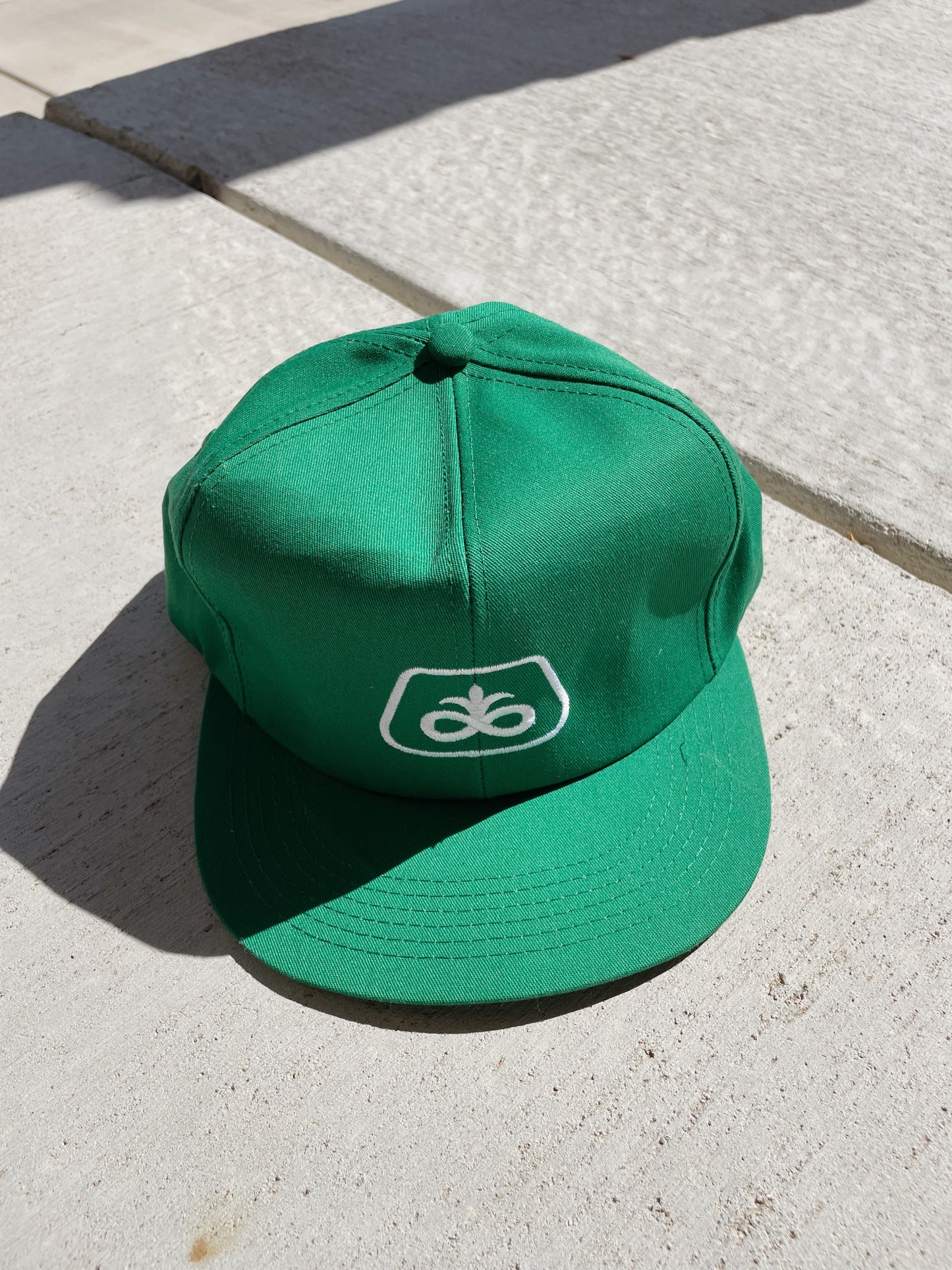 Vintage Pioneer Seed Trucker Hat