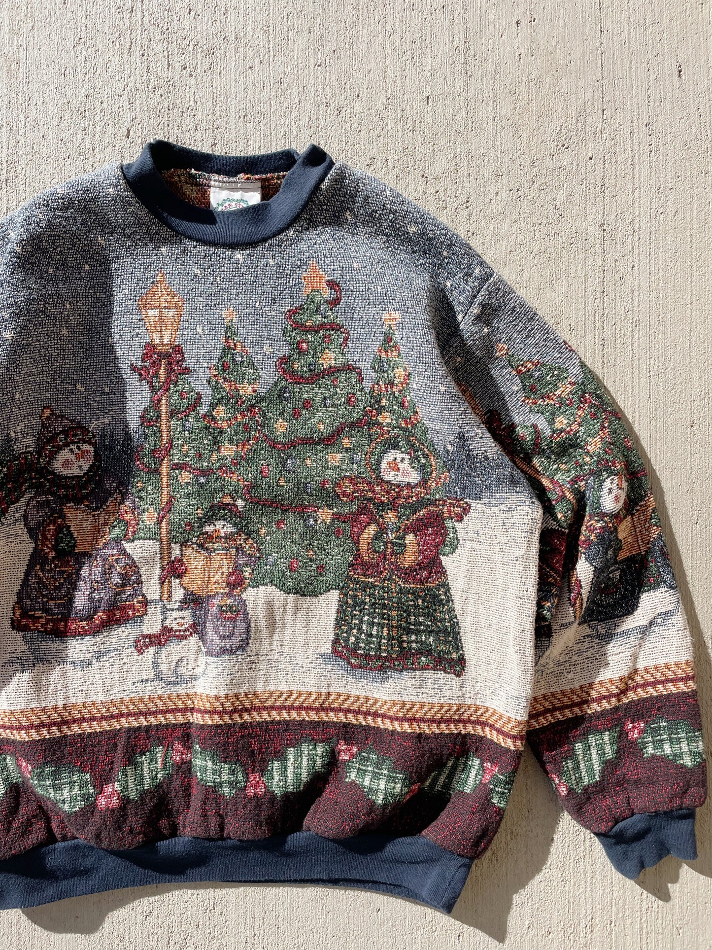 Vintage Sugar St. Weavers Christmas Tapestry Crewneck (XL)