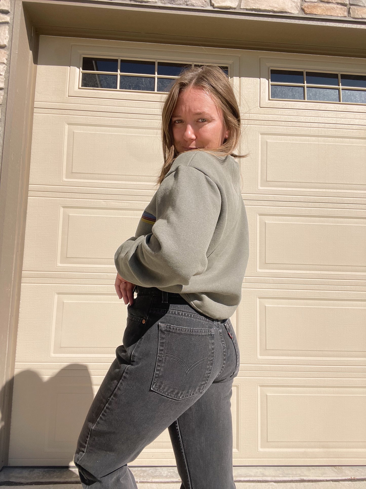 Vintage Levi’s 550 Black Jeans (27)