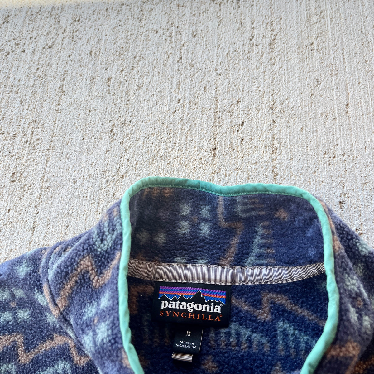 Patagonia Navy Print Snap T Fleece (M/L)