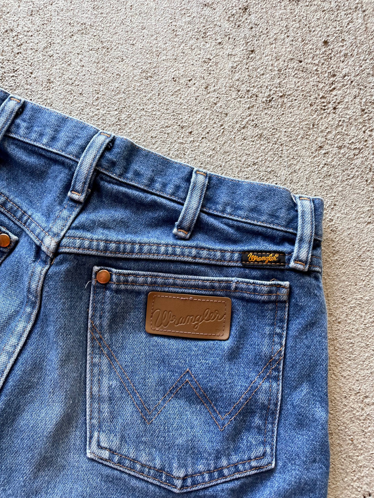 Vintage Wrangler Cut Off Shorts (28)