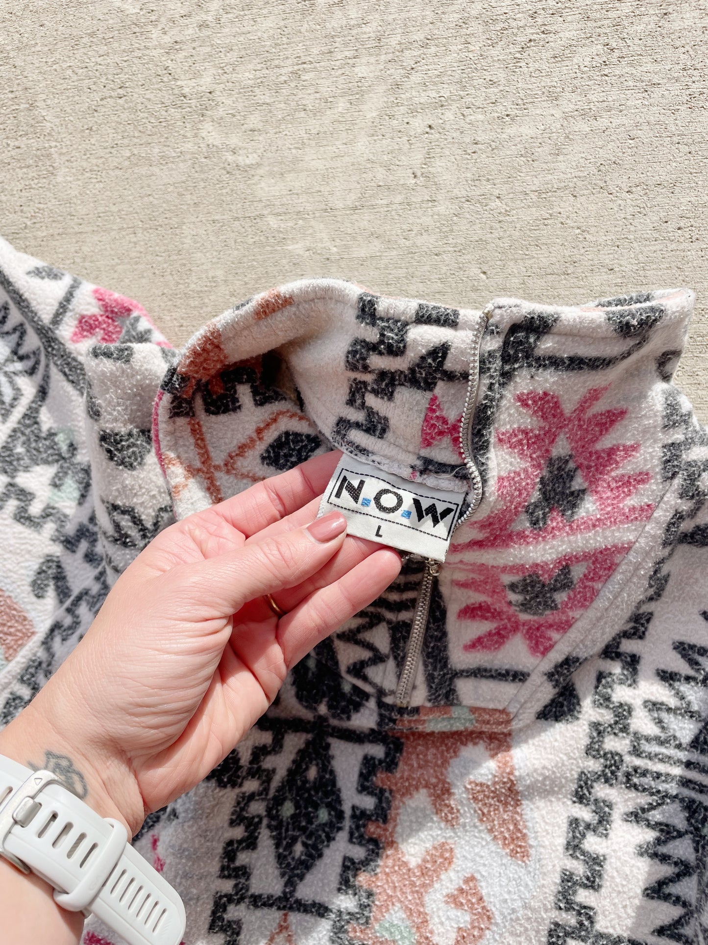 Vintage Geometric Patterned 1/4 Zip Fleece (L)