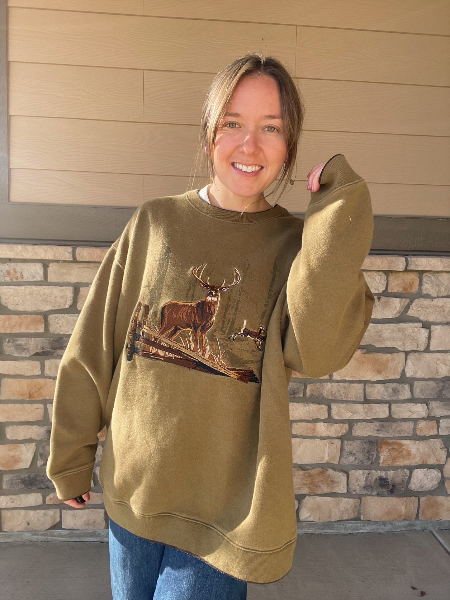 Vintage Embroidered Deer Crew (XL)