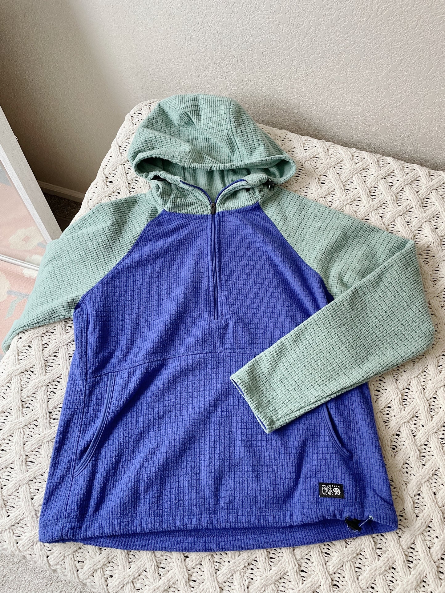 Mountain Hardwear Microgrid Hoodie (Women's M)