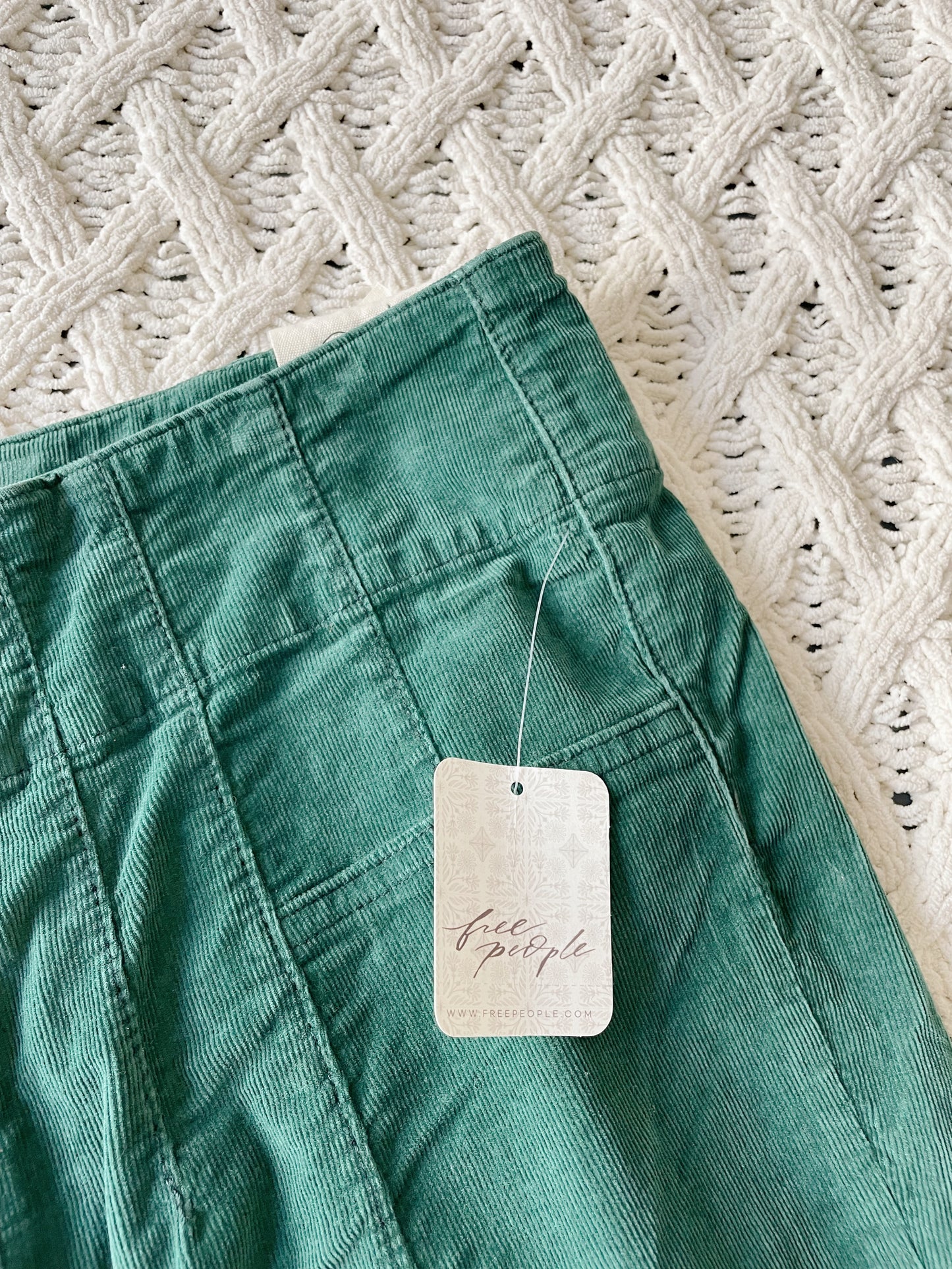 Free People Jayde Corduroy Flare Pants - NEW (32)