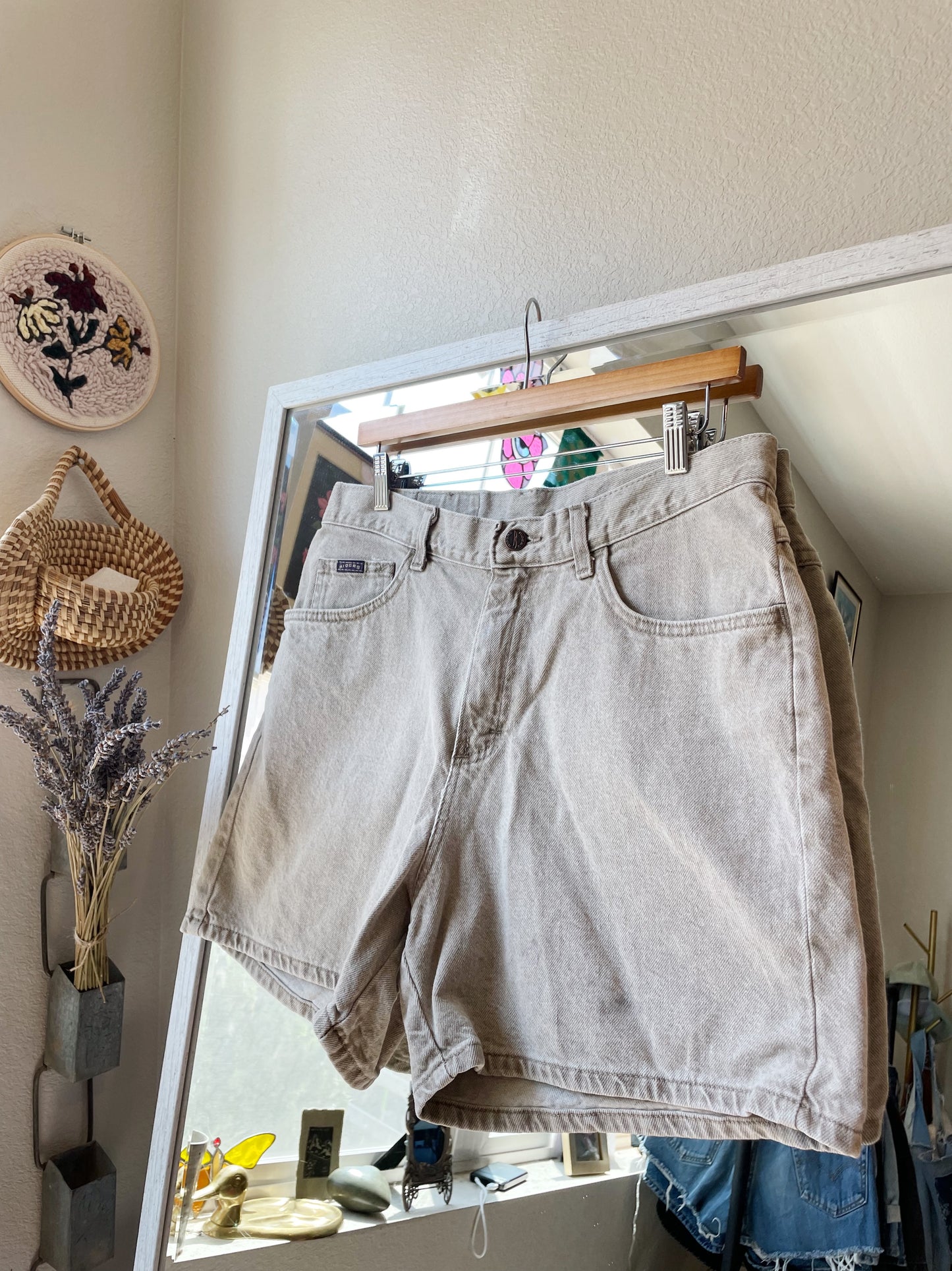 Vintage Riders Tan Denim Shorts (32)