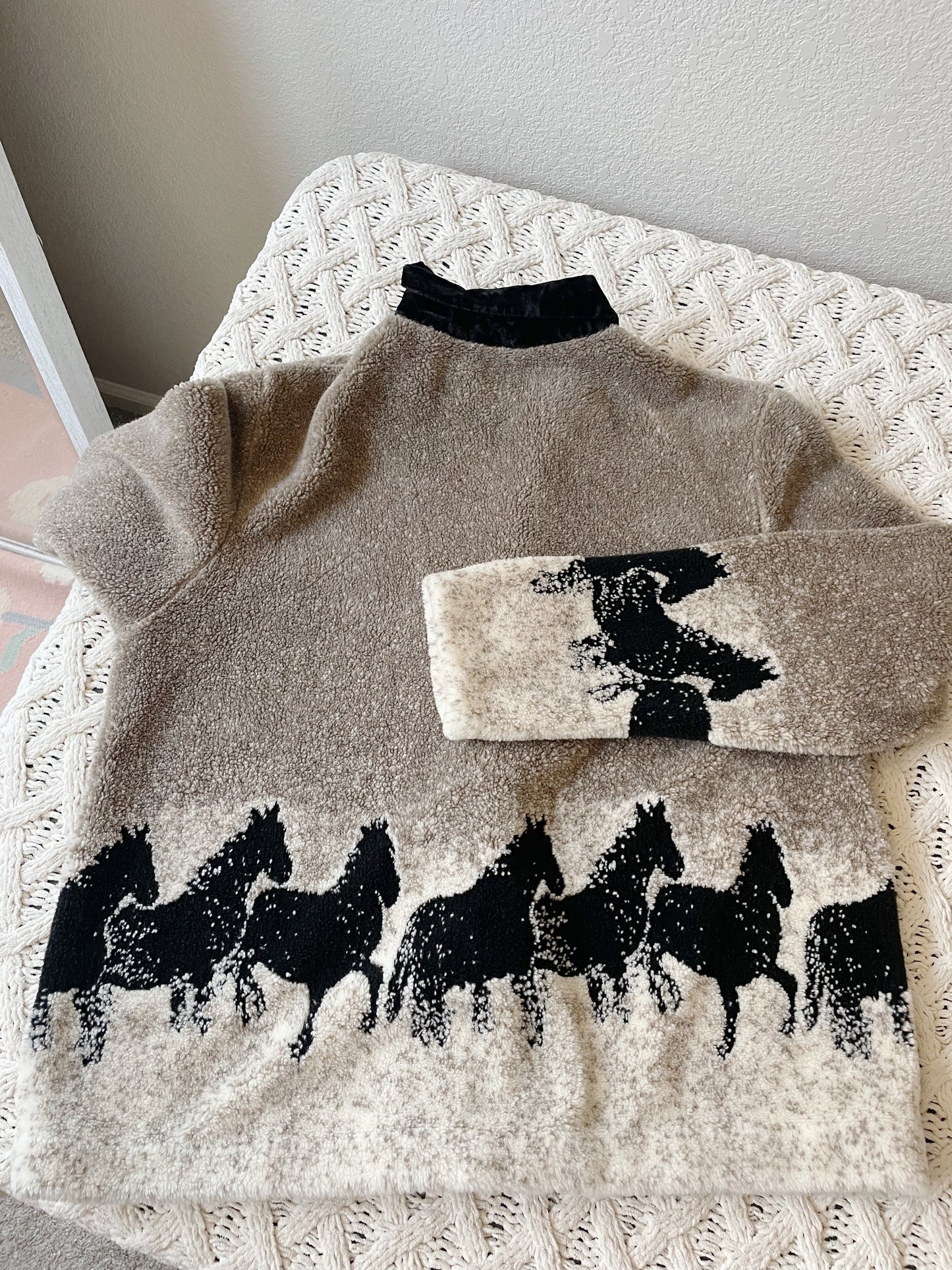 Vintage Horses Fleece (M)