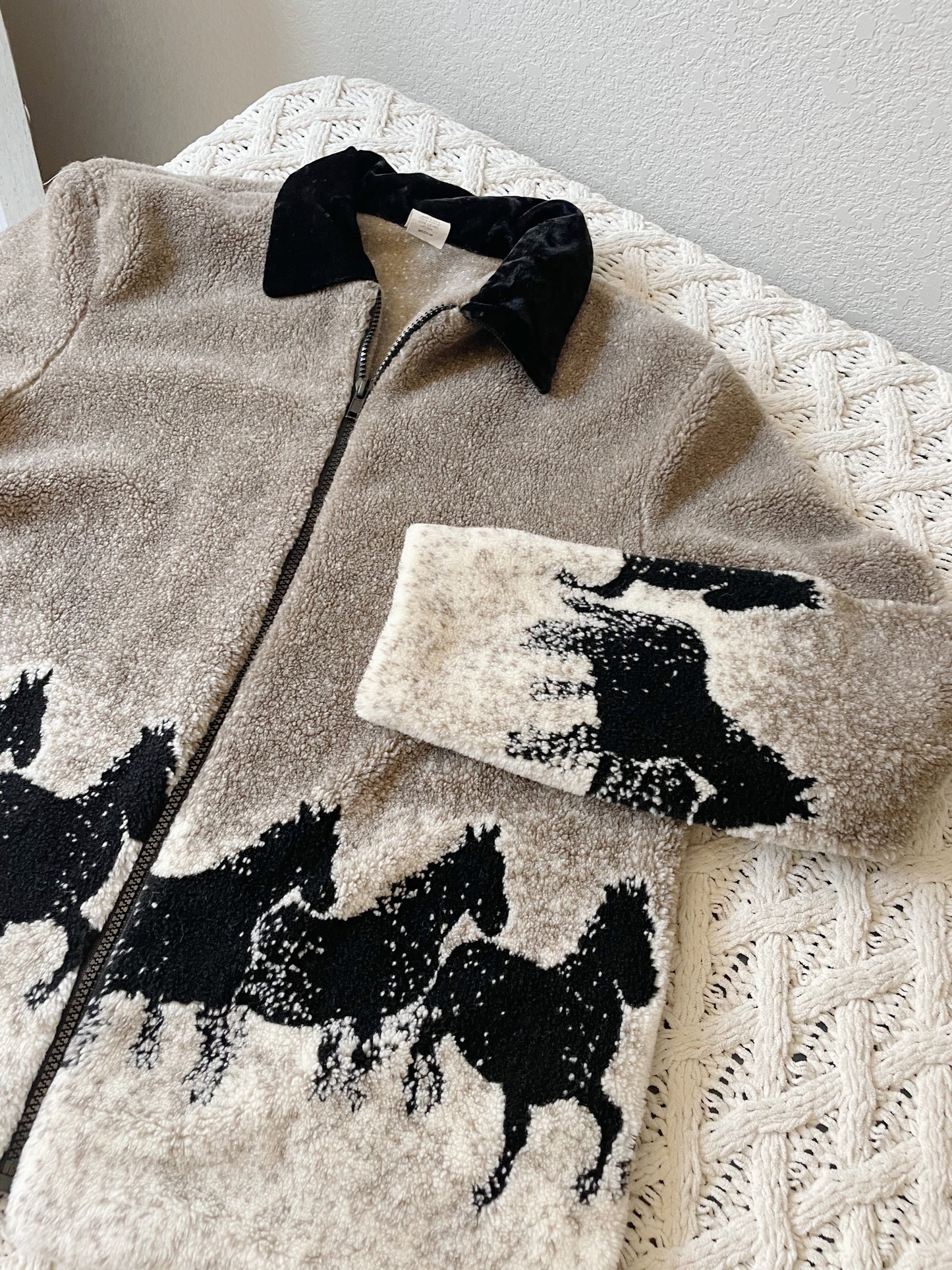 Vintage Horses Fleece (M)