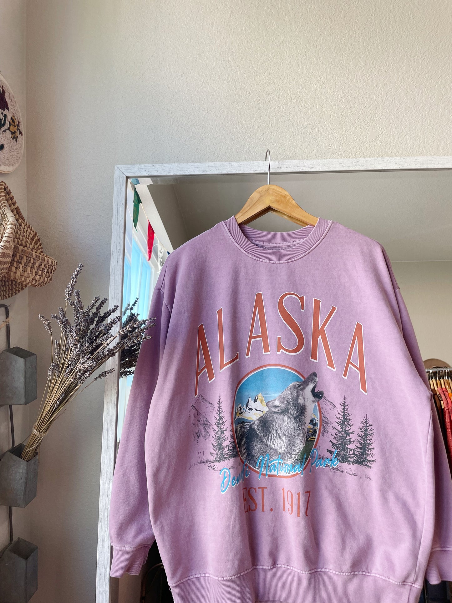 Lavender Alaska Wolf Crew (XL)