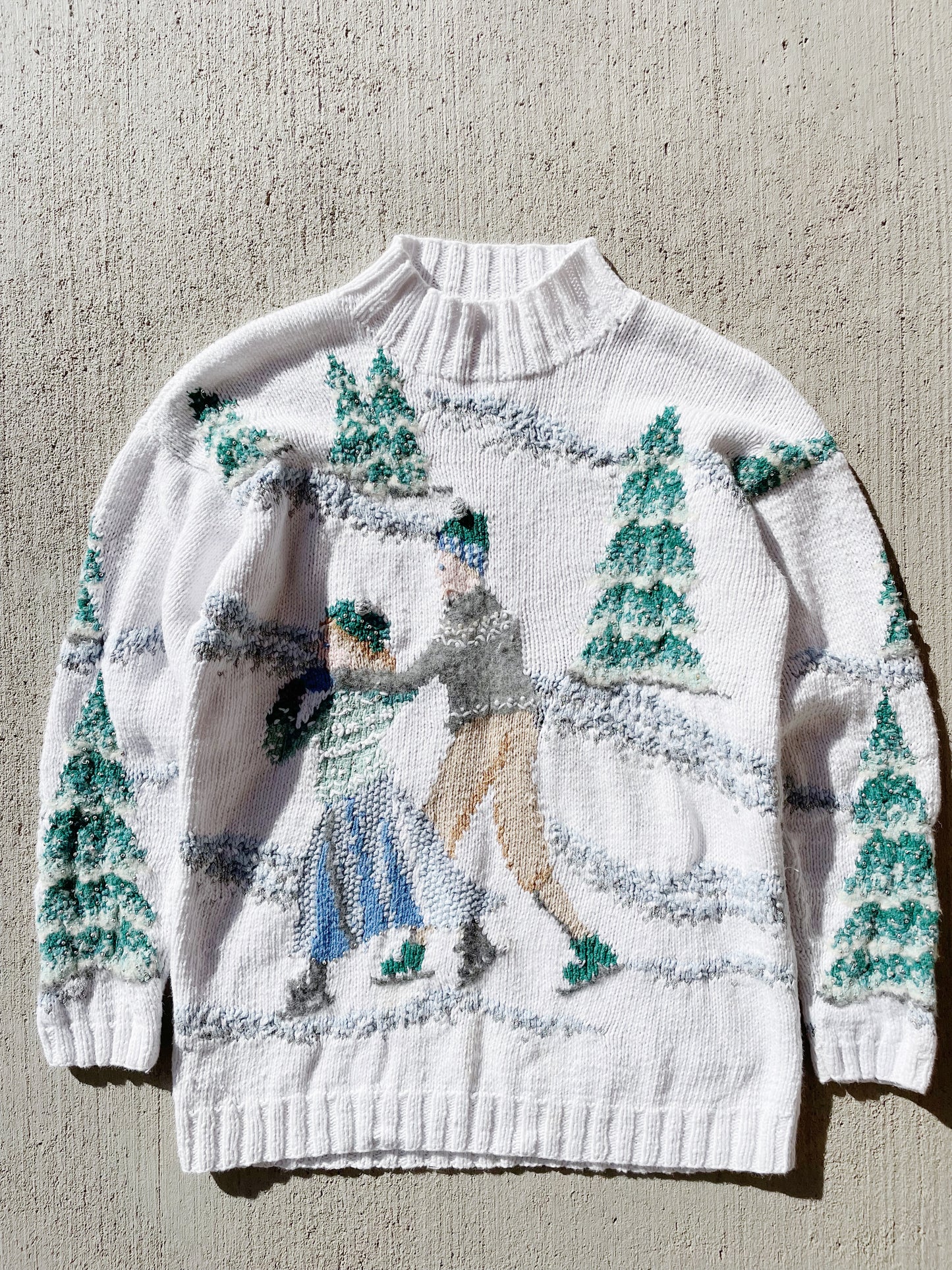 Vintage 1995 Christmas Collection Ice Skaters Sweater (S)