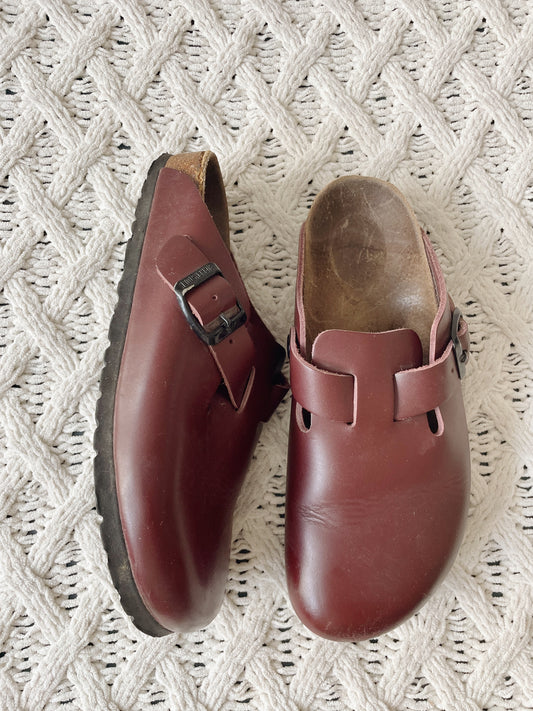 Birkenstock Maroon Boston Clogs (37/W6)