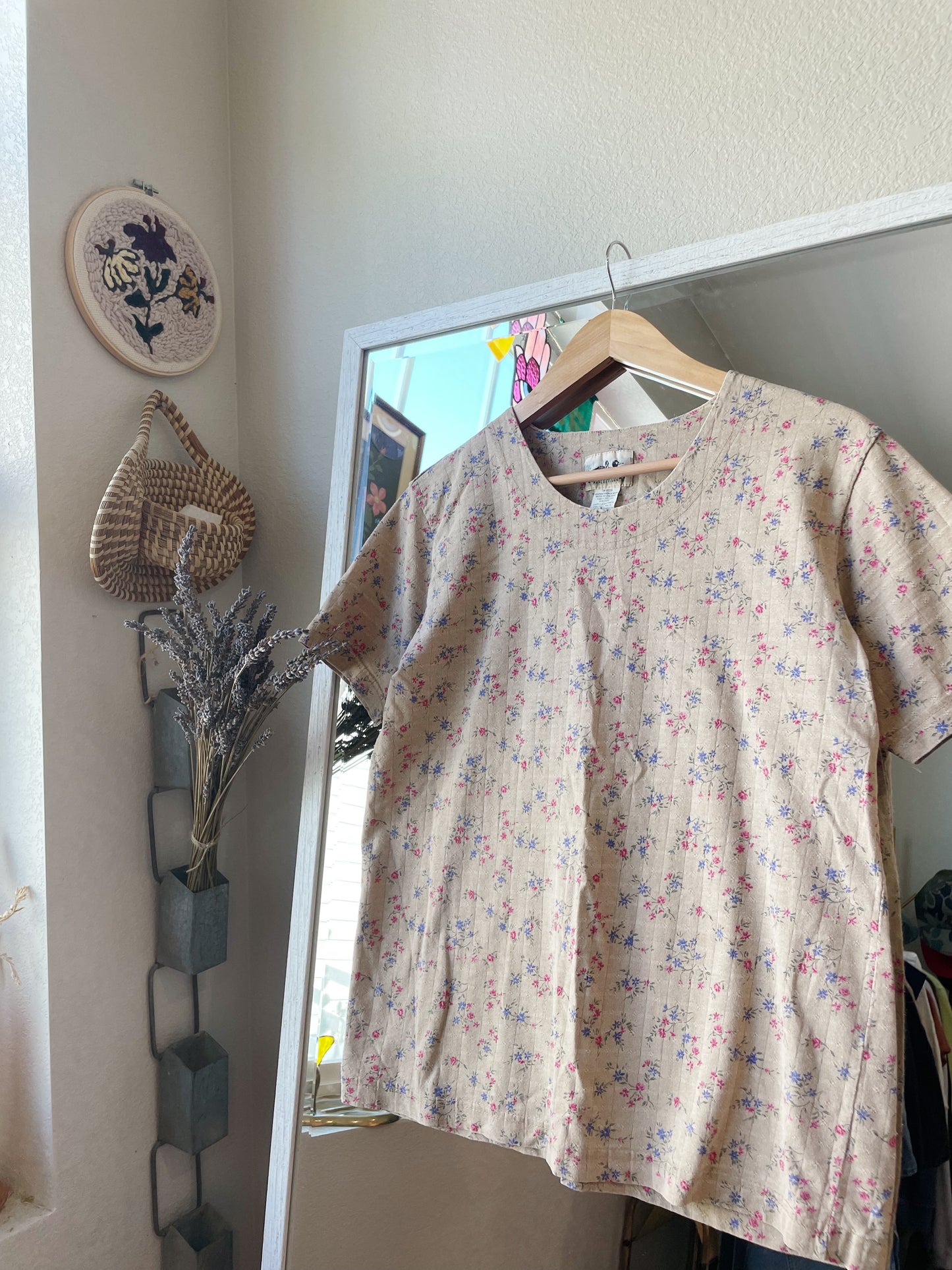 Vintage Northern Reflections Floral Tee (M)