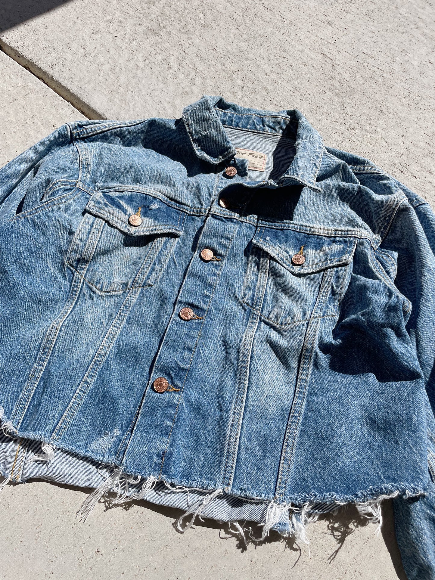 Free People Cropped Denim Jacket (M)