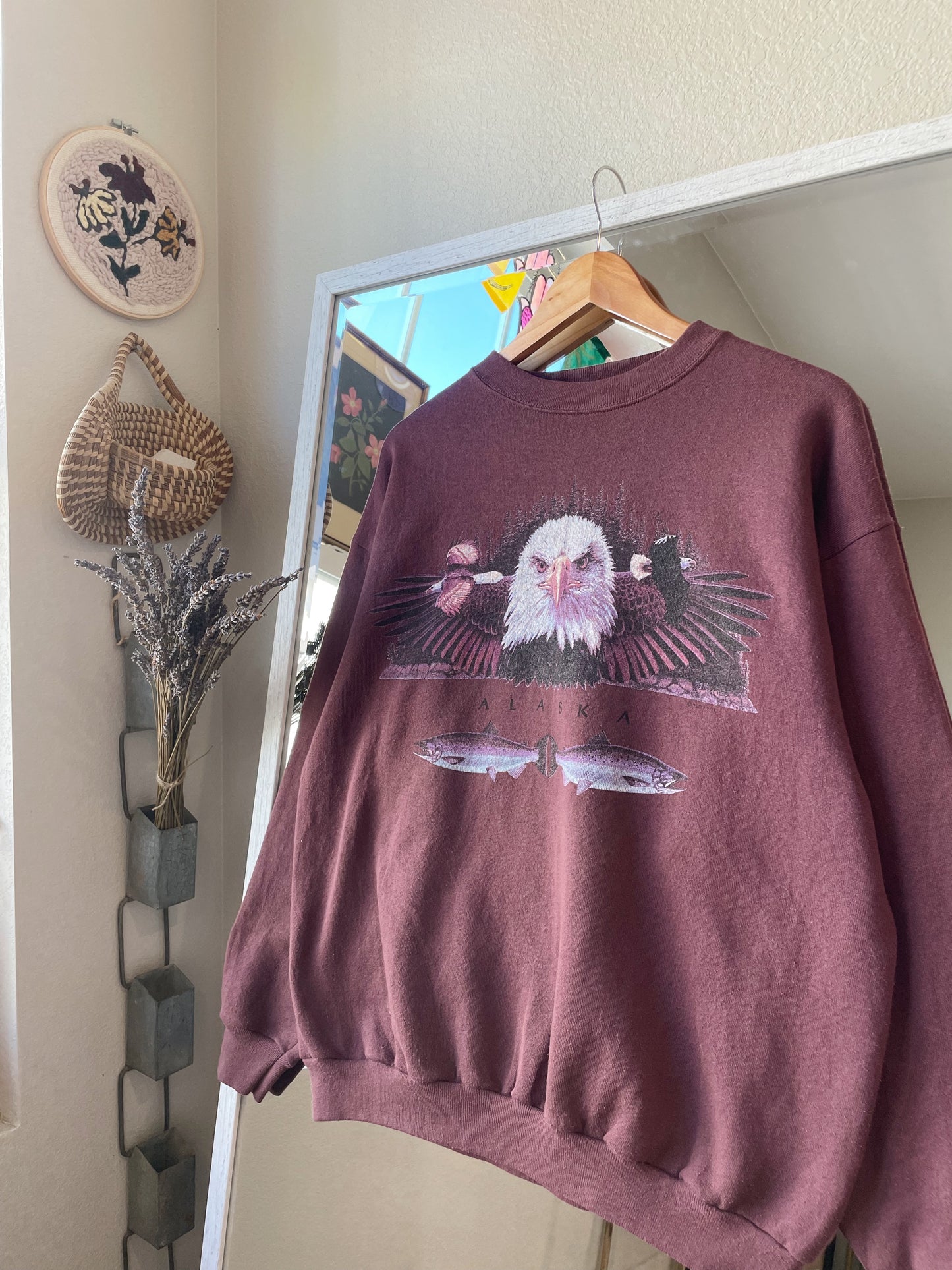 Vintage 1990s Alaska Crew (L)