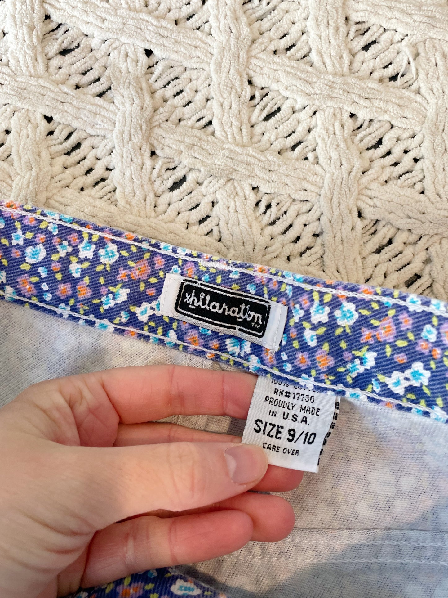 Vintage Xhilaration Floral Shorts (27)