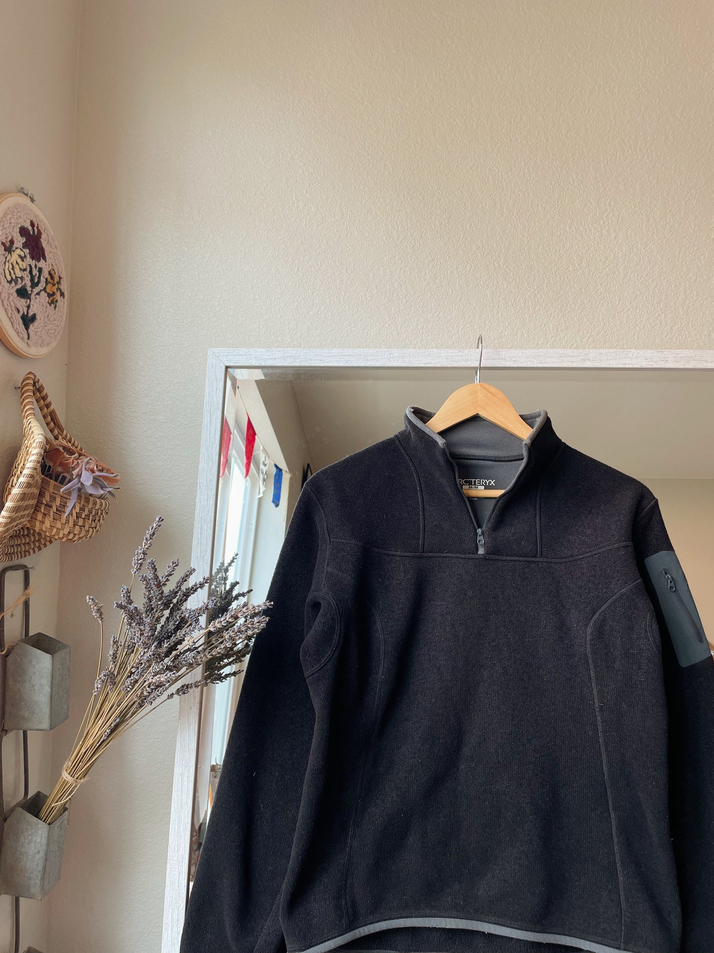 Arcteryx Fleece (Women's M)