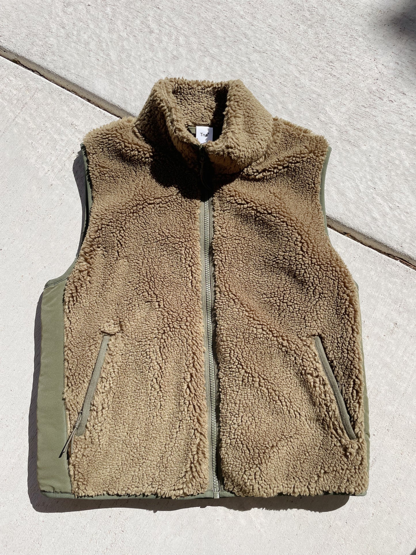 TNA Aritzia Sherpa Vest (S/M)