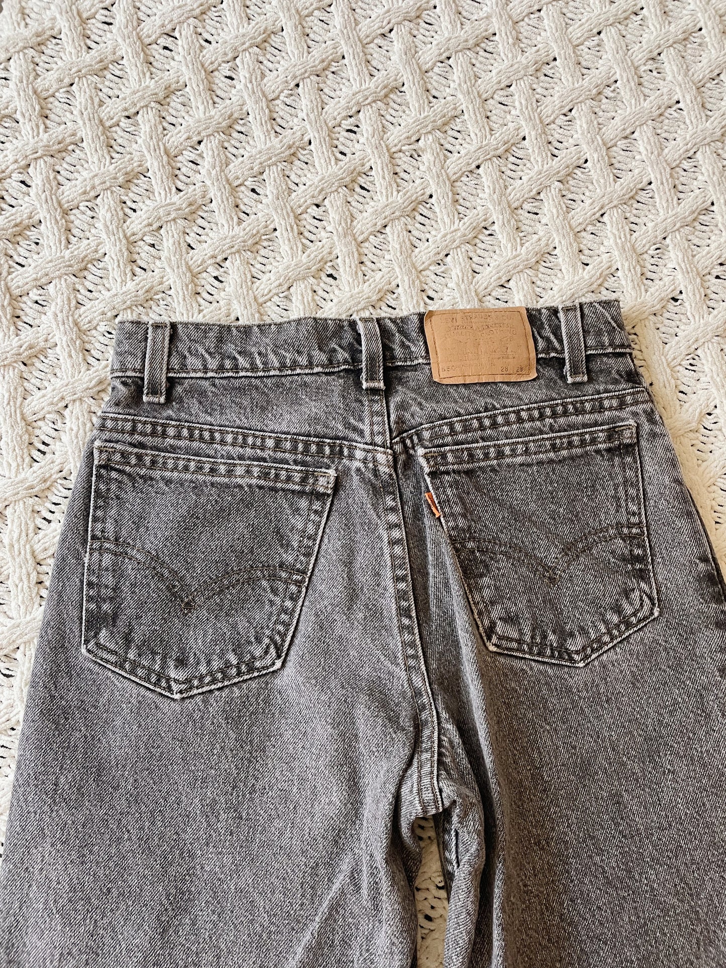 Vintage Orange Tab Levi 550 Jeans (26)