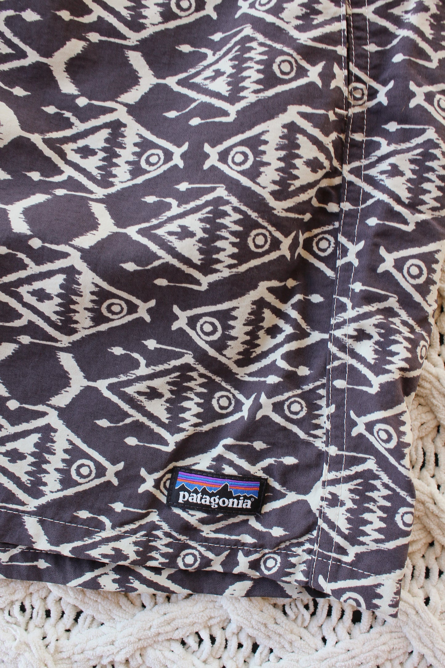 Patagonia Baggie Patterned Shorts (L/XL)