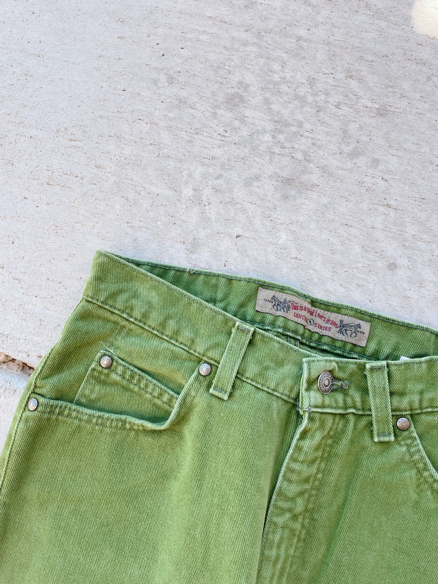 Vintage 1993 Levi's Green Jeans (28)