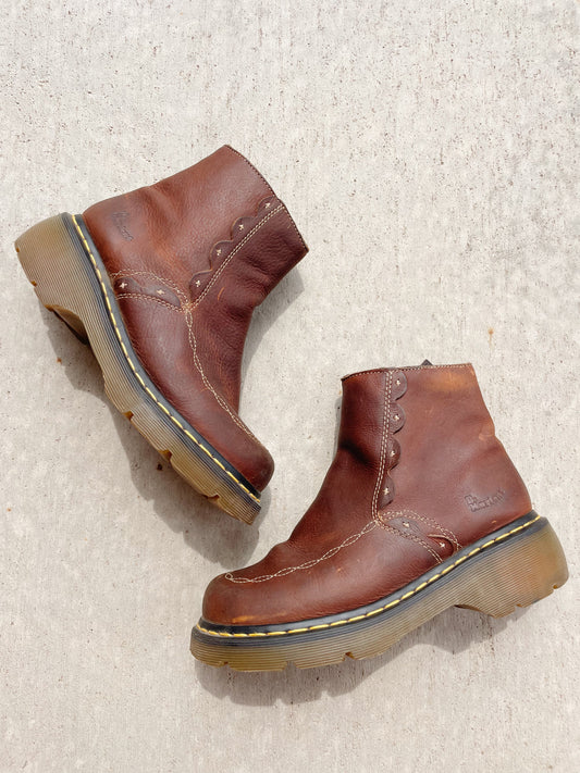 Vintage Doc Marten Brown Leather Boots (Women's 8)
