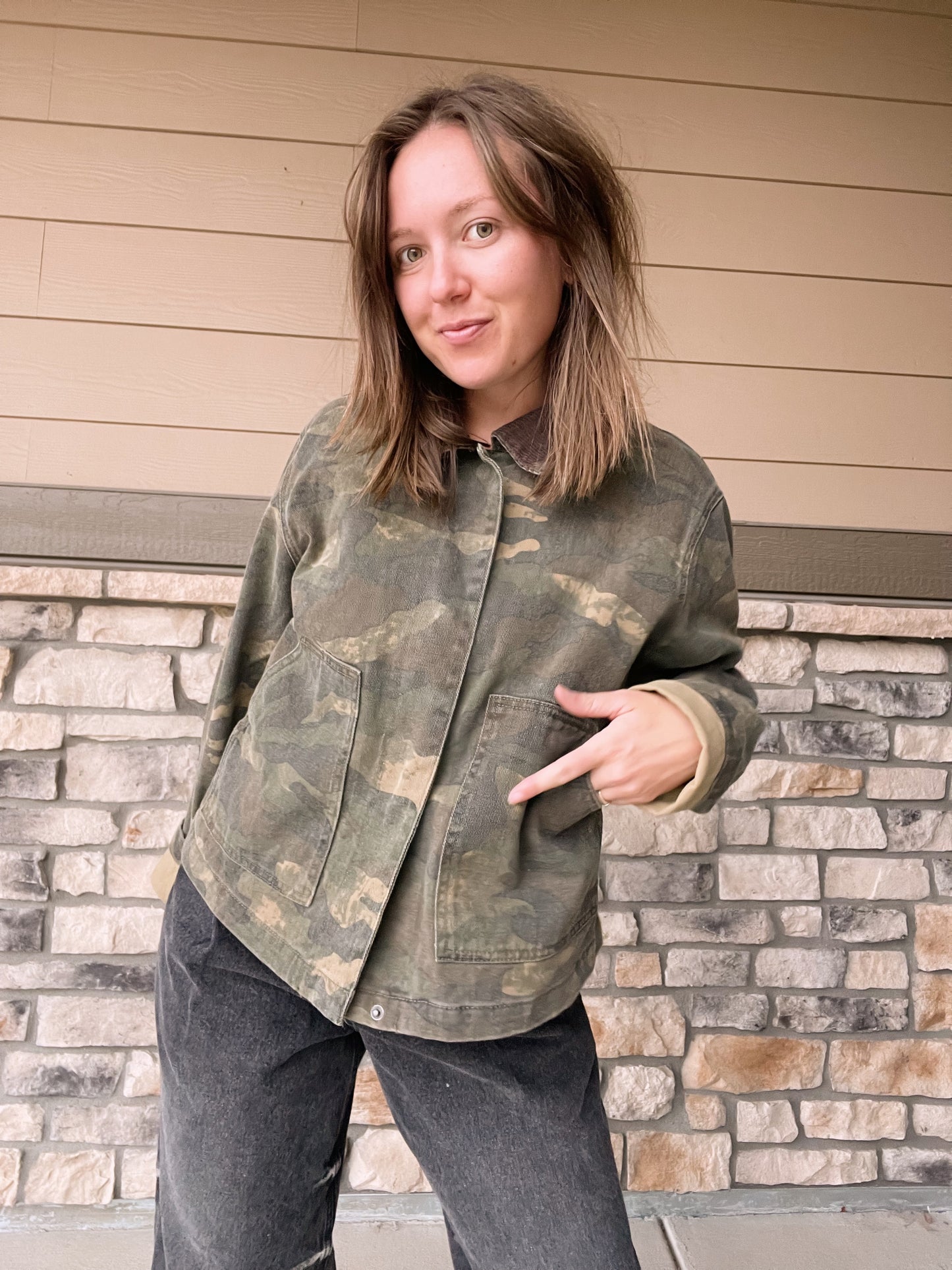 Camo Detroit Style Jacket w/ Corduroy Collar (L)