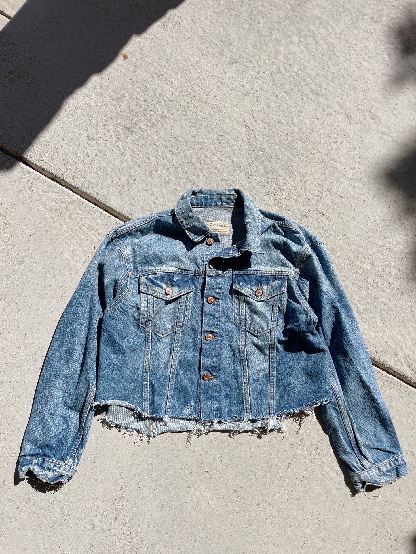 Free People Cropped Denim Jacket (M)