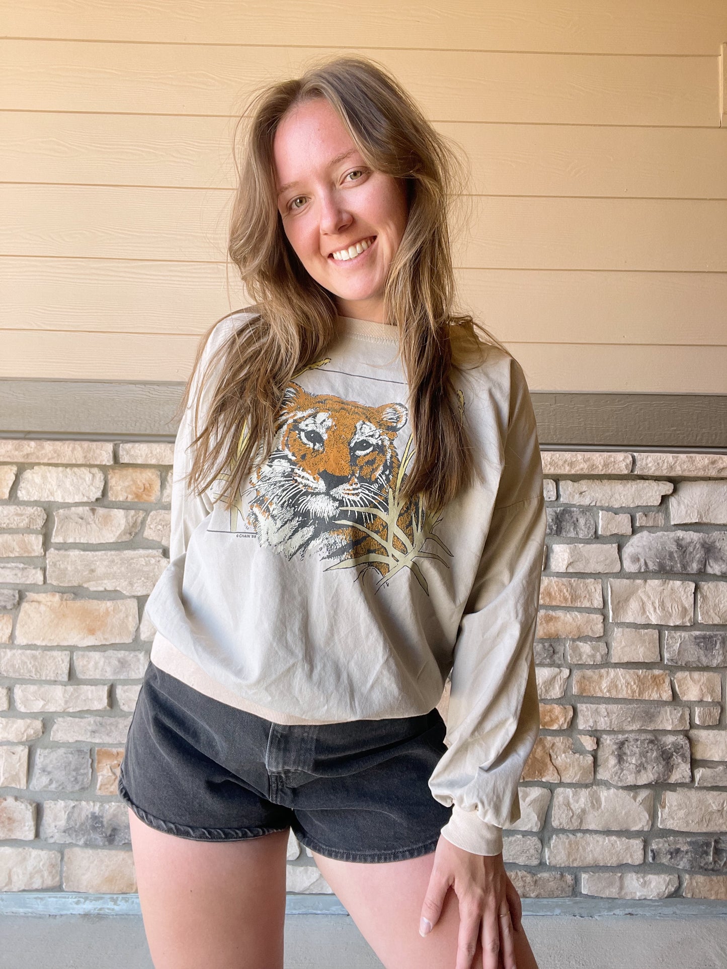 Vintage 1988 Tiger Crew (M)