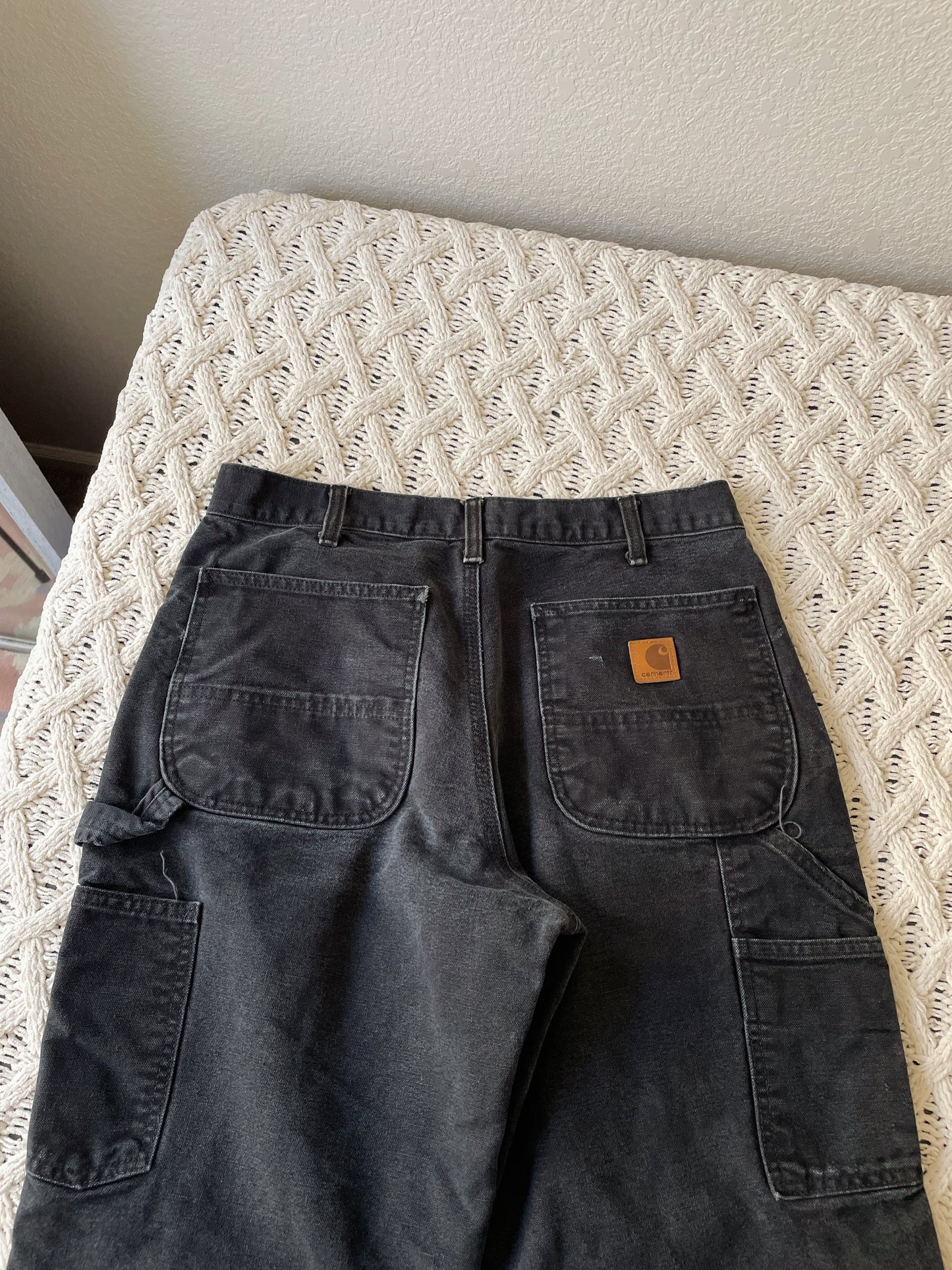 Carhartt Distressed Canvas Black Pants (30)