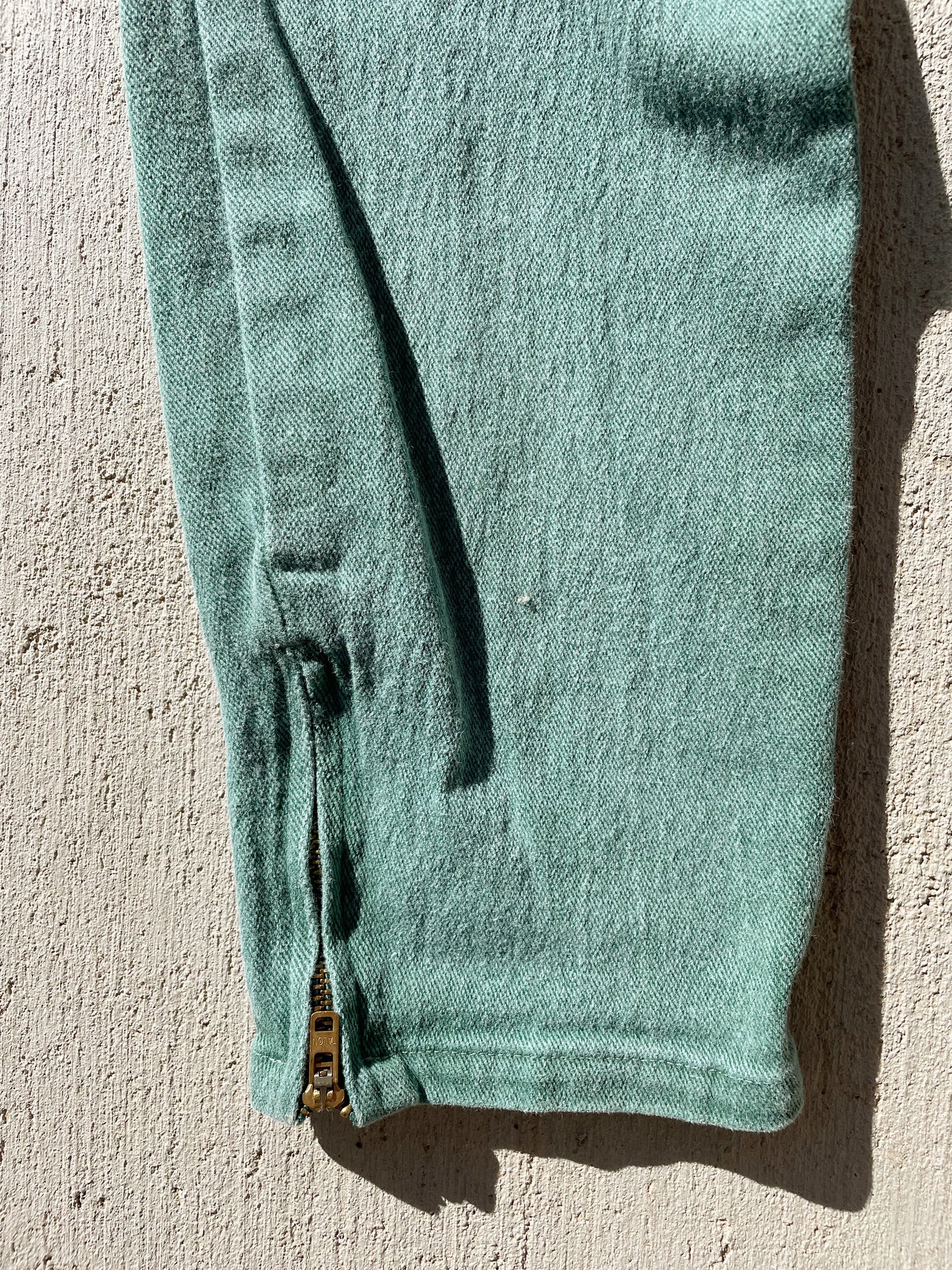 Vintage Republic Green Zipper Ankle Jeans (28)