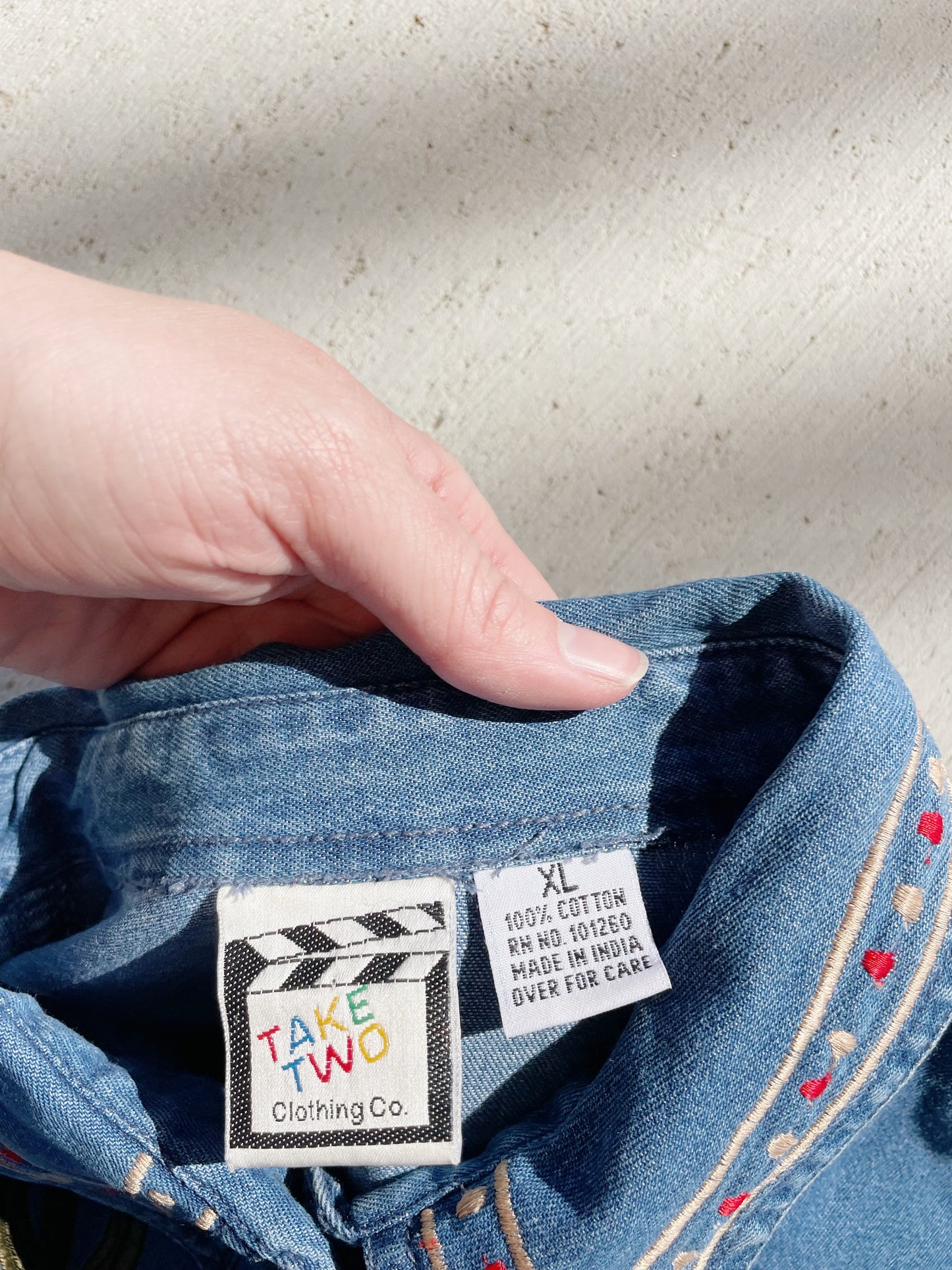 Vintage Cowboy Embroidered Denim Shirt (L/XL)