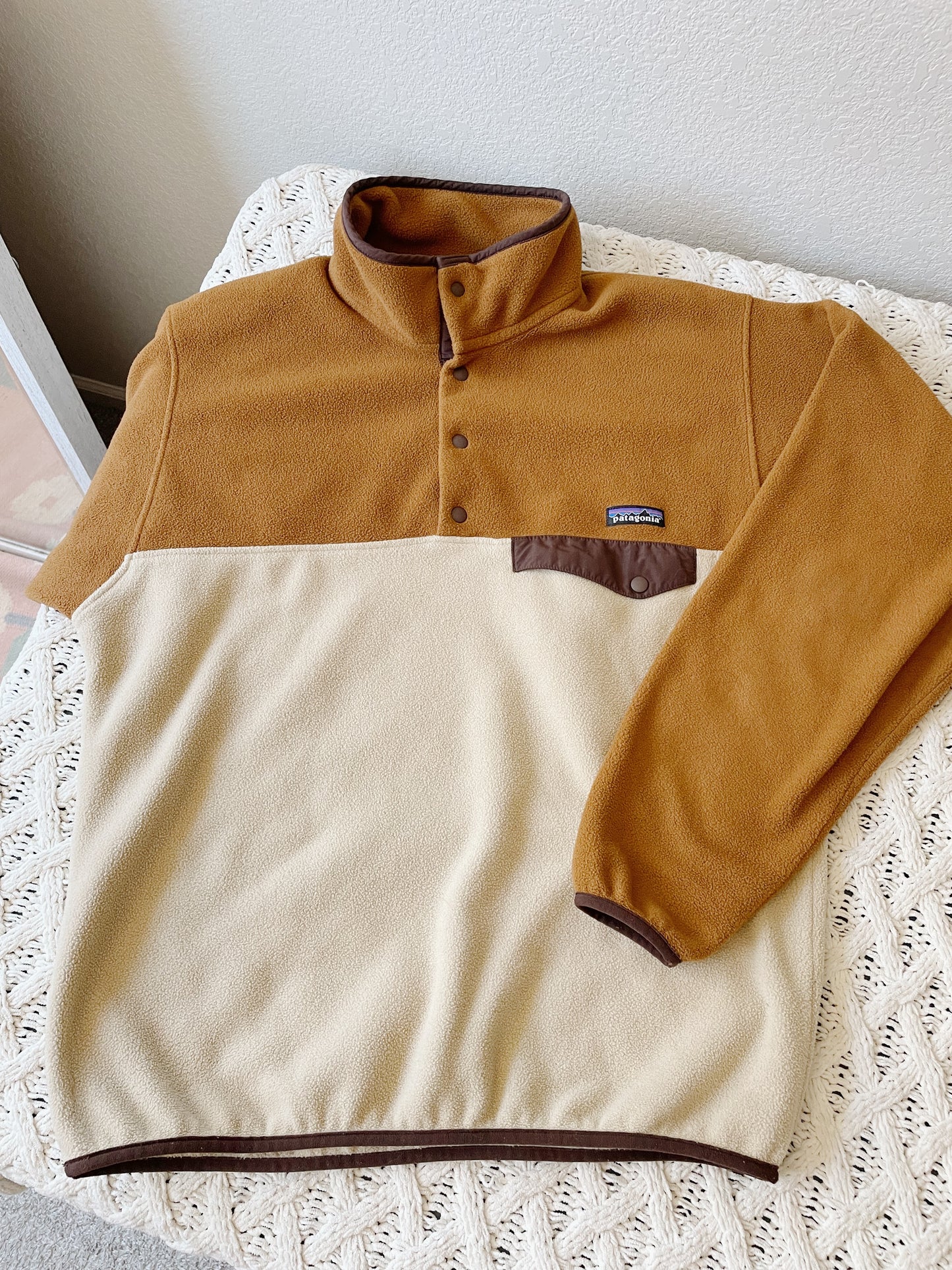 Patagonia Brown Snap Fleece (M)