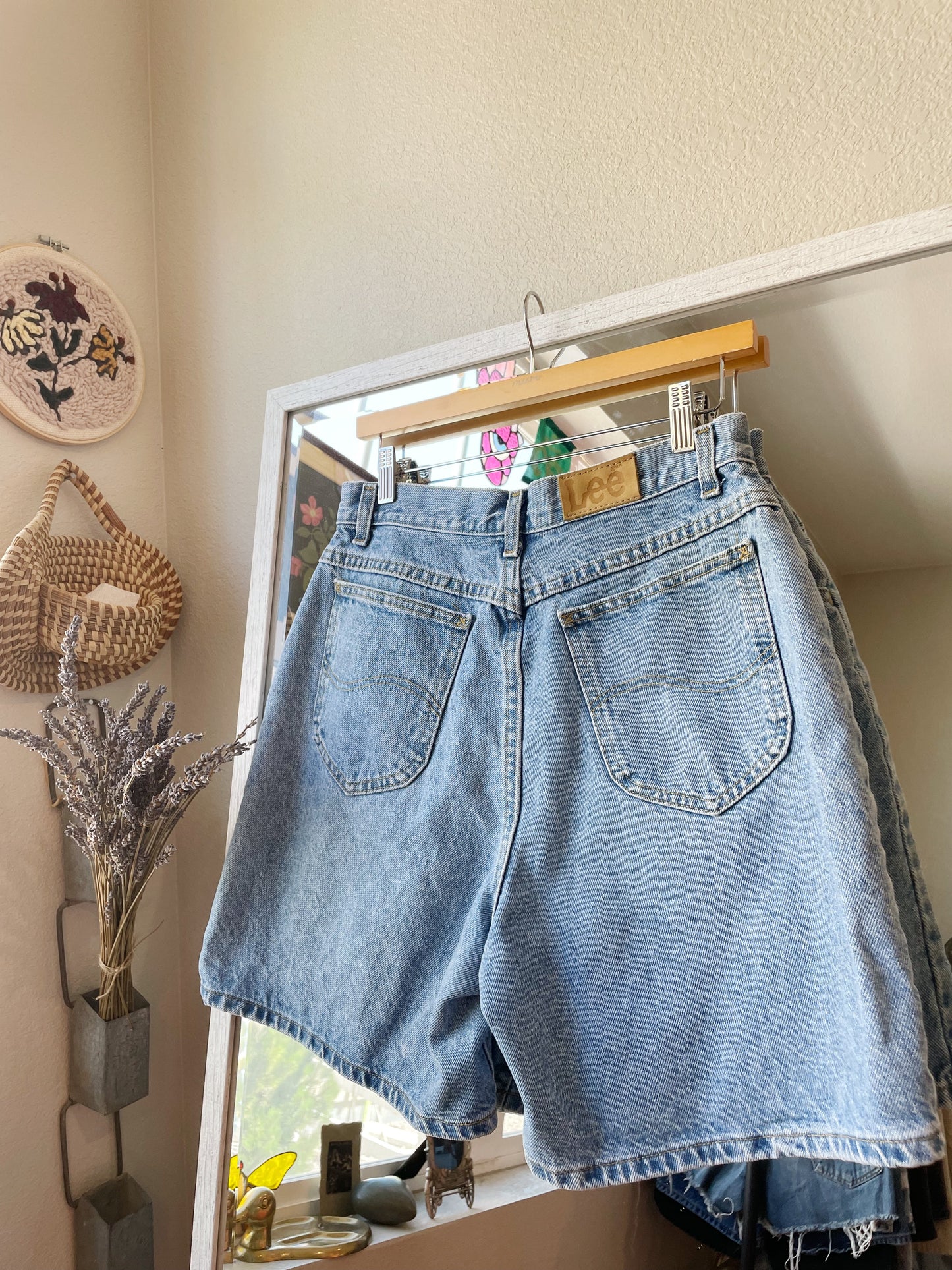 Vintage Lee Denim Shorts (28)