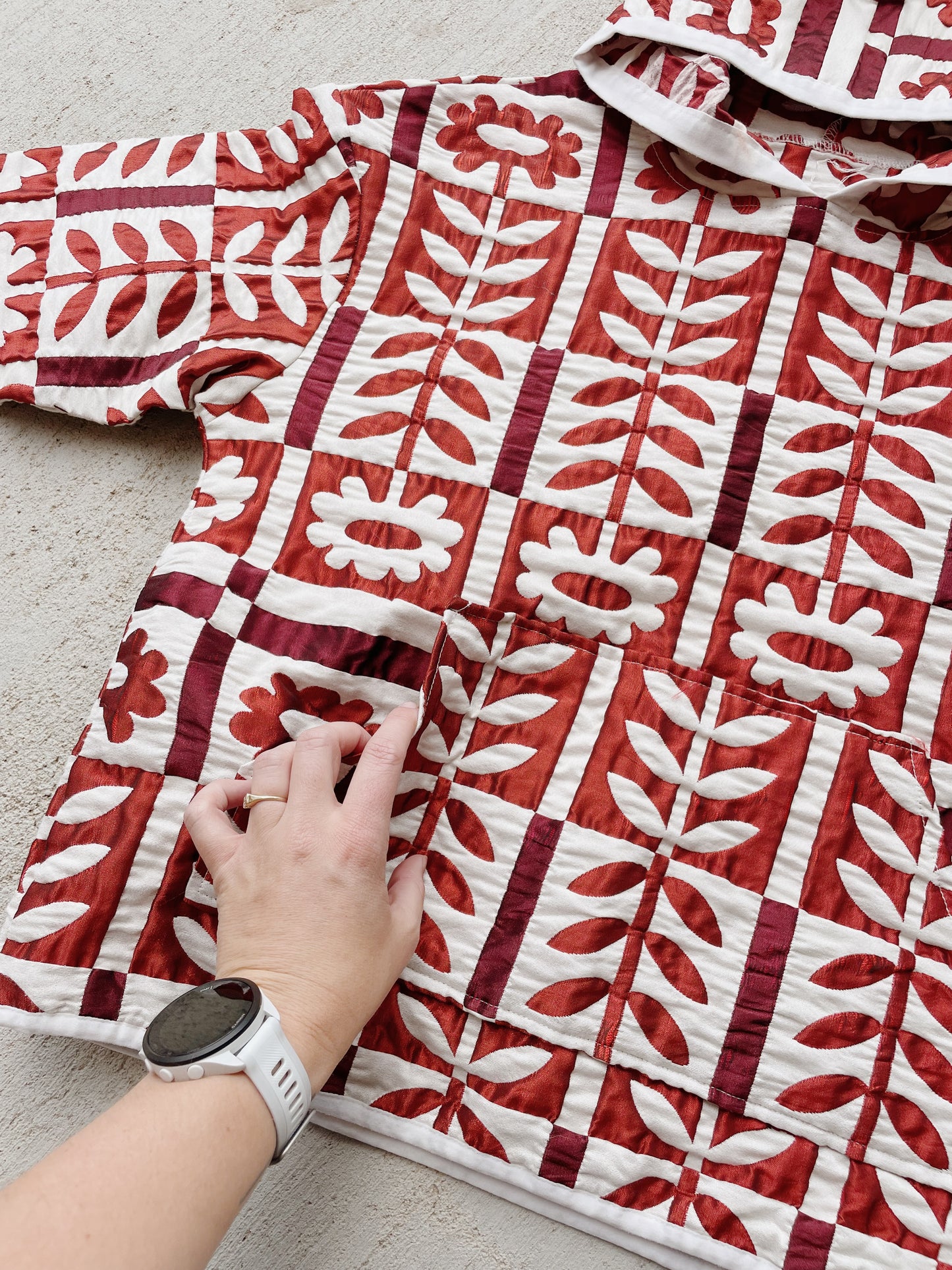 Flower Pattern Quilted Hoodie (M)