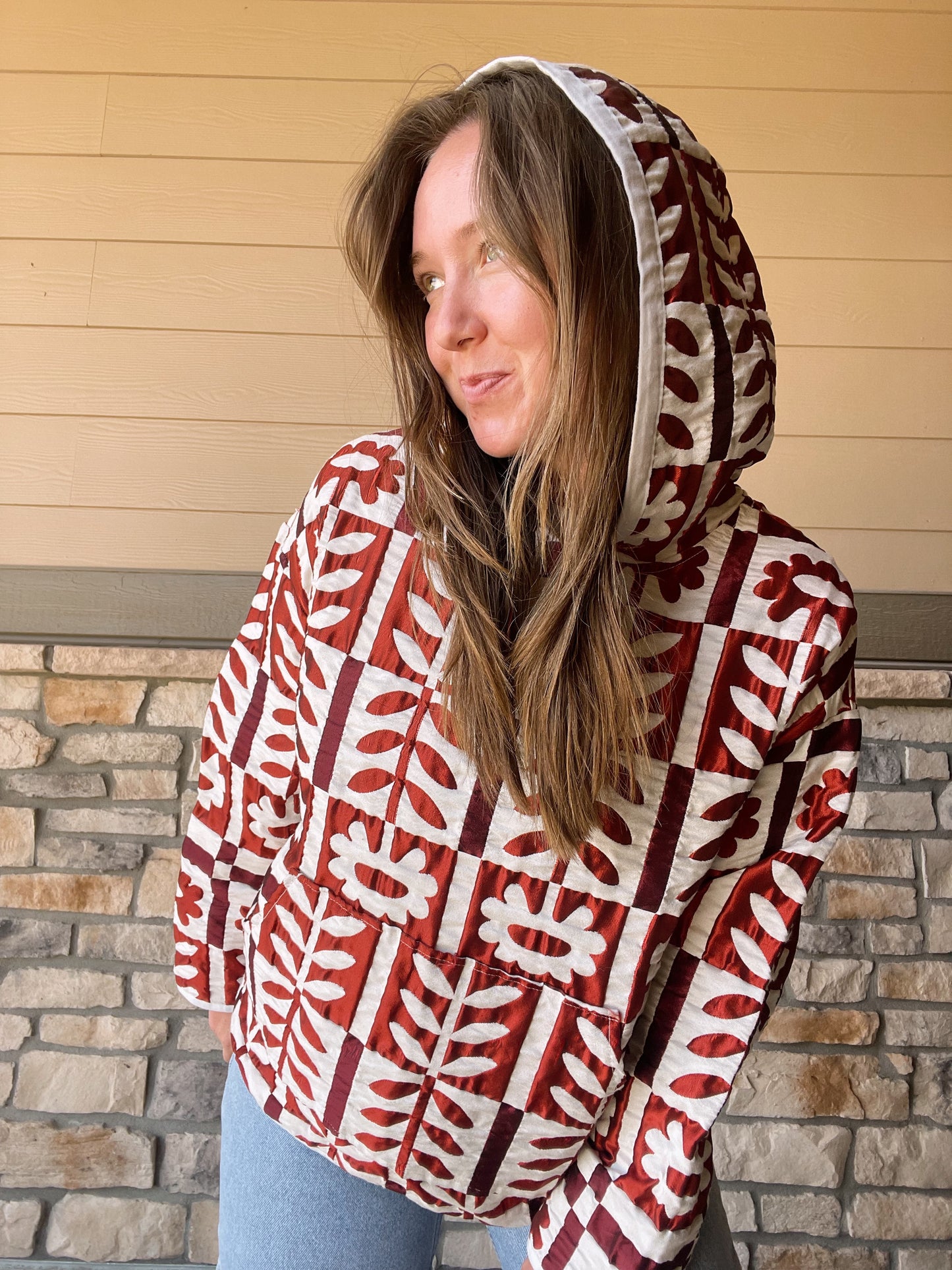 Flower Pattern Quilted Hoodie (M)