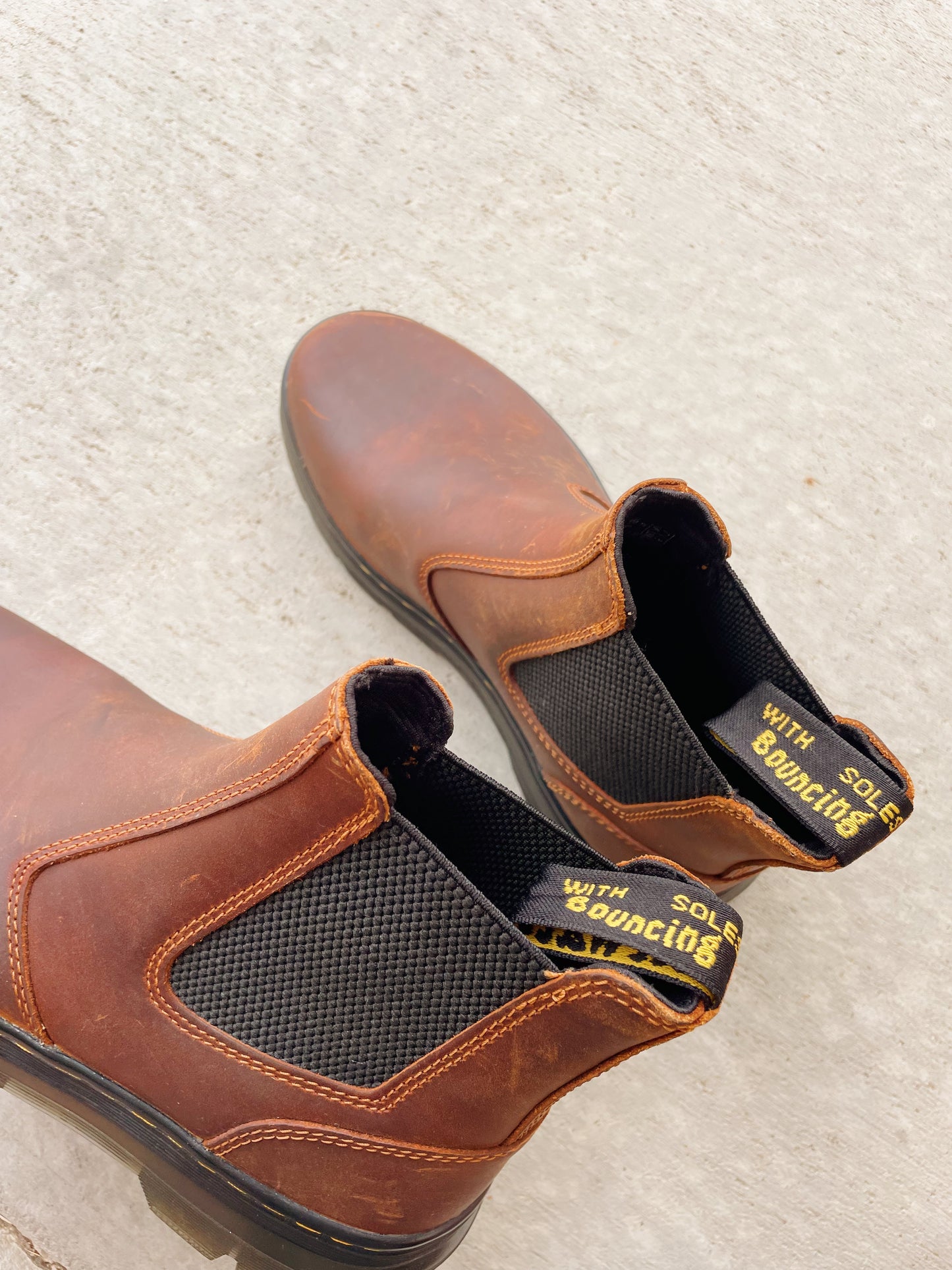 Dr. Martens Embury Leather Chelsea Boots - NEW (Women's 9)