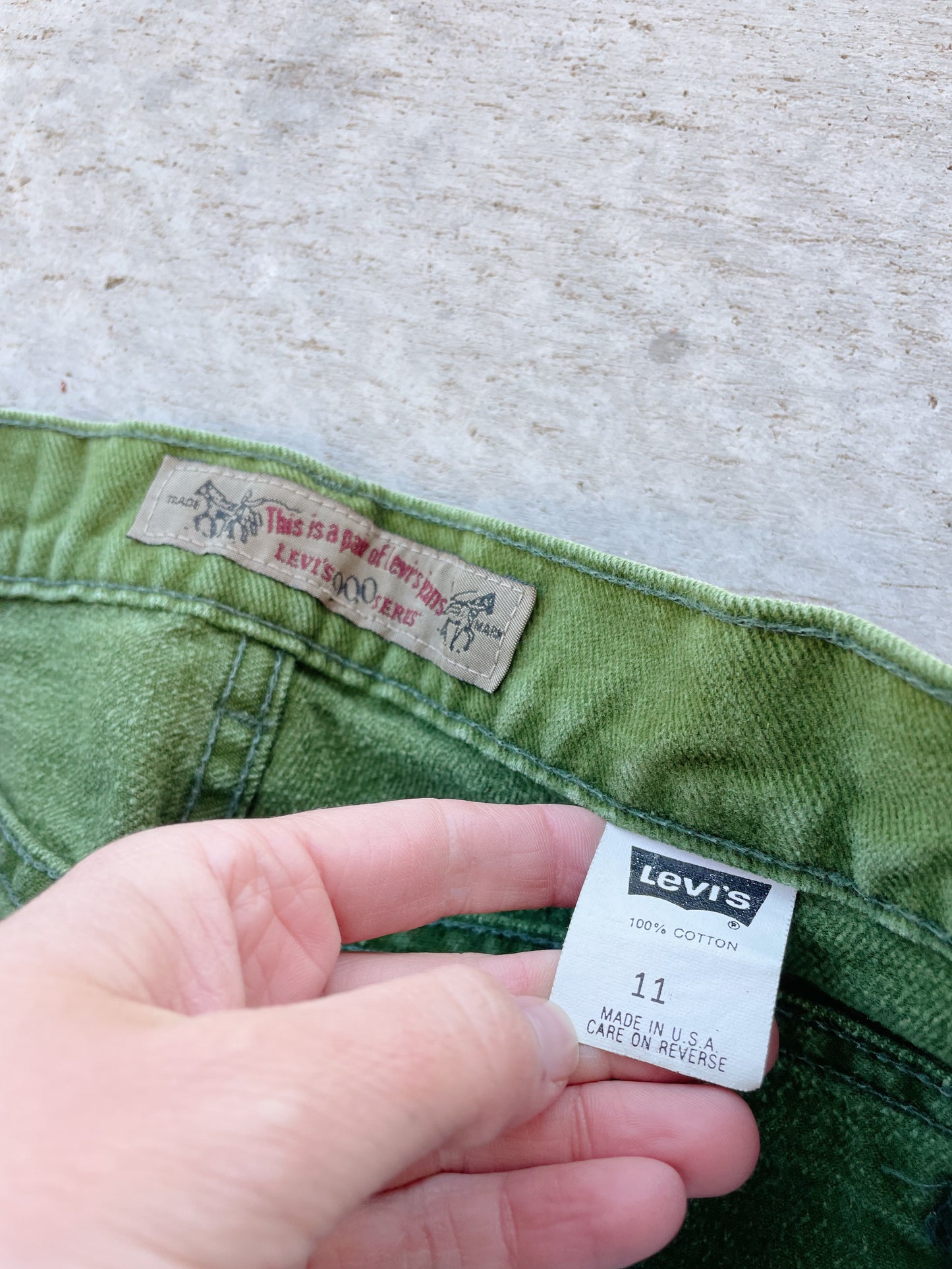 Vintage 1993 Levi's Green Jeans (28)
